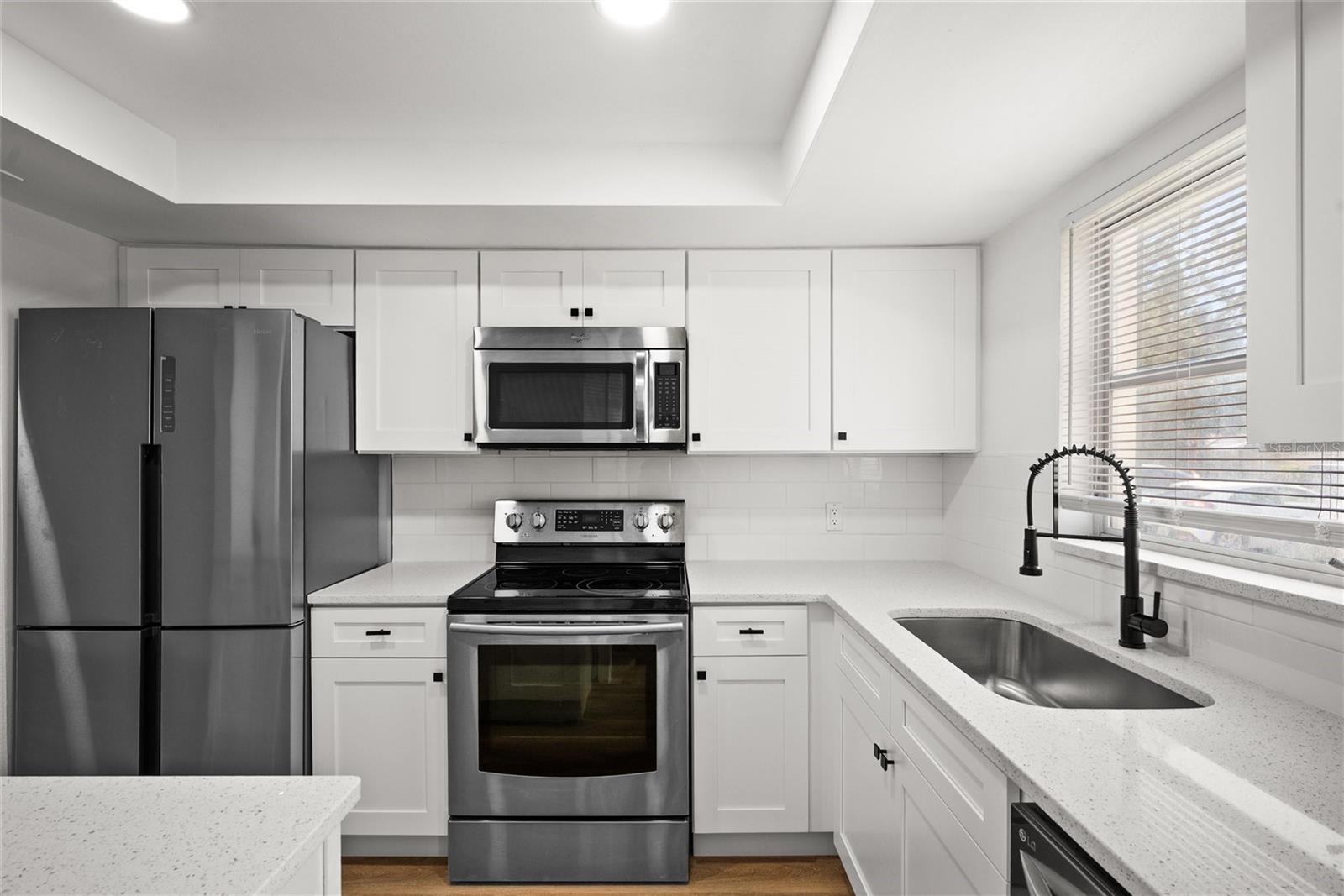 Image 4 of 23 For 1465 Normandy Park Drive 4