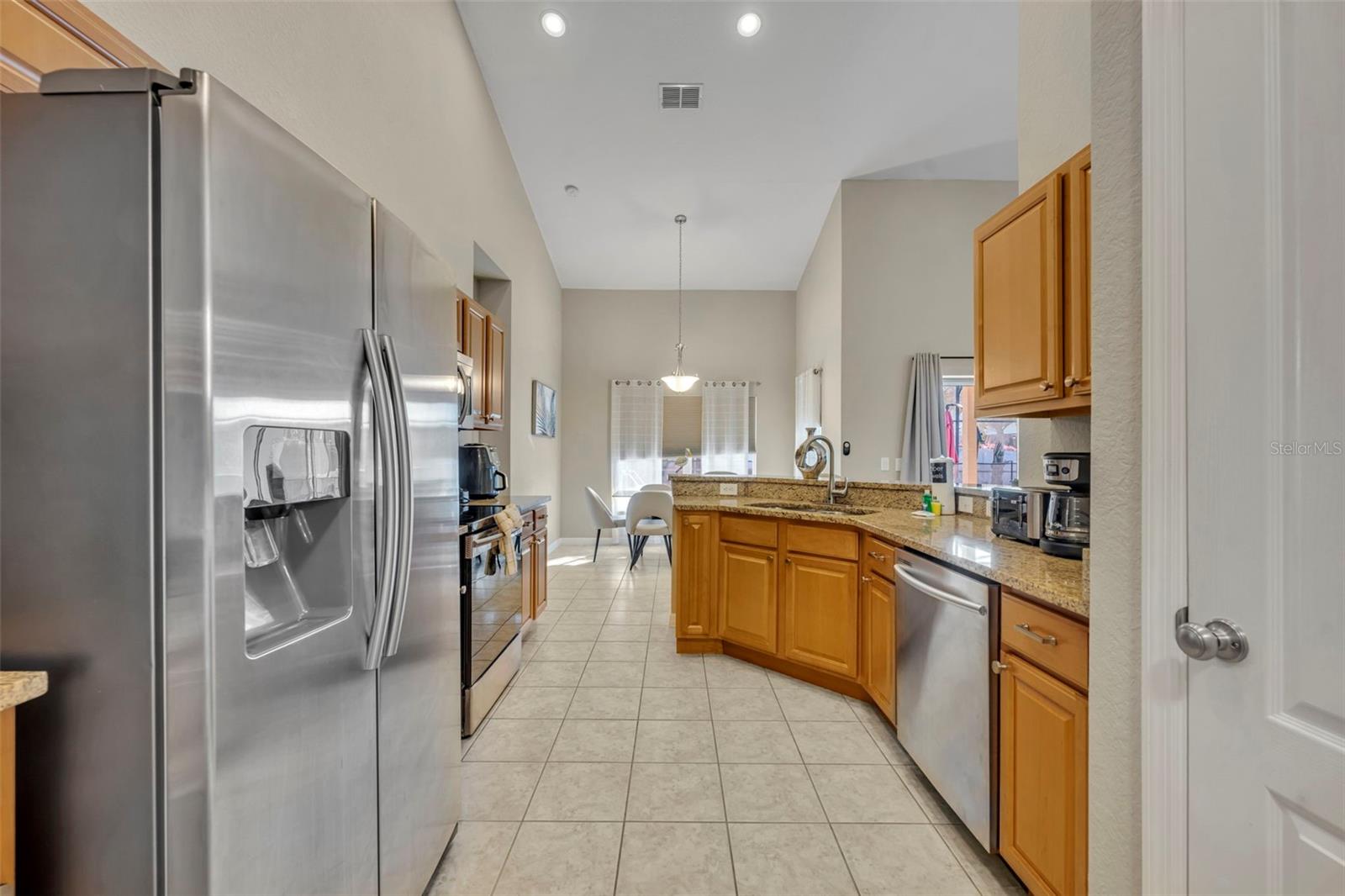 Image 11 of 20 For 333 Burford Circle