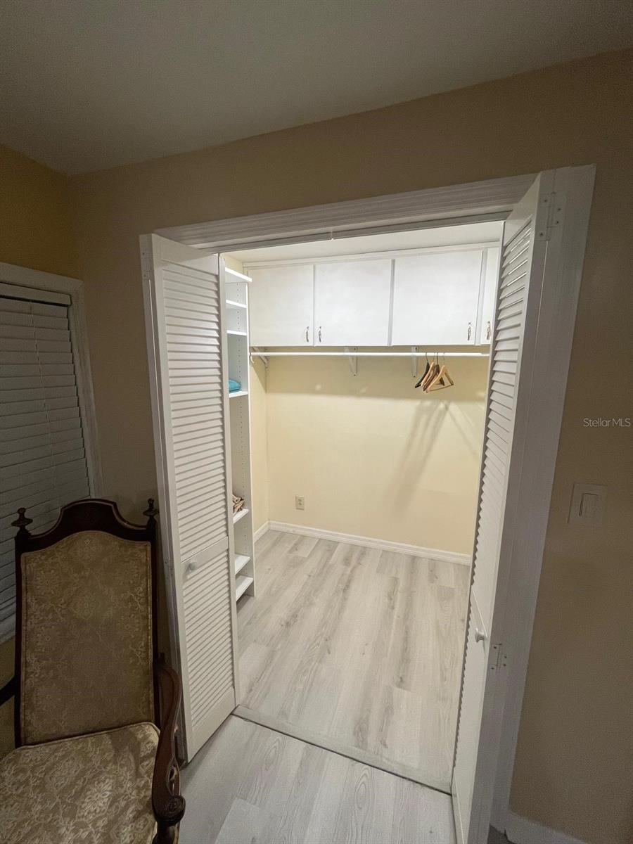 Image 6 of 13 For 239 Indiana Avenue