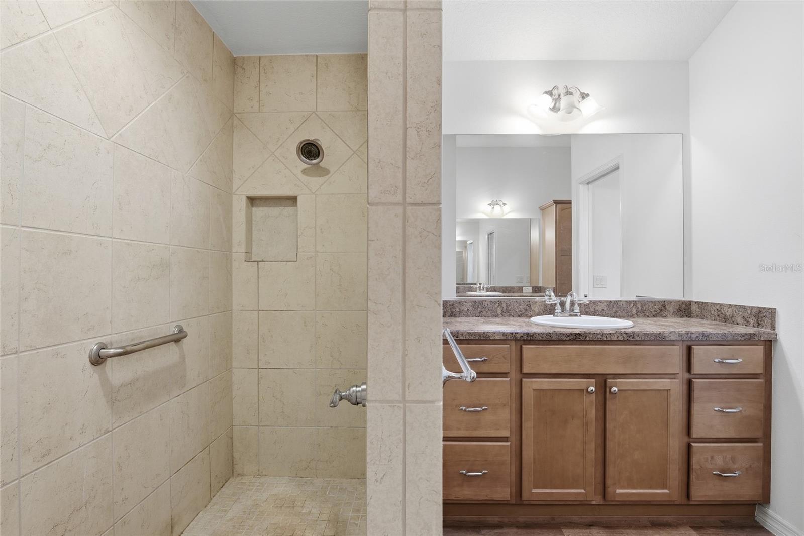 Image 16 of 42 For 1923 Useppa Oaks Lane