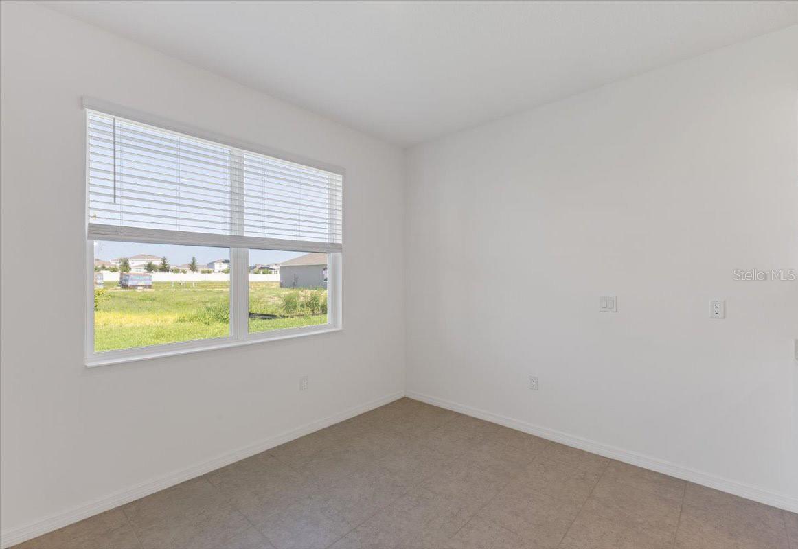 Image 7 of 14 For 163 Bottle Brush