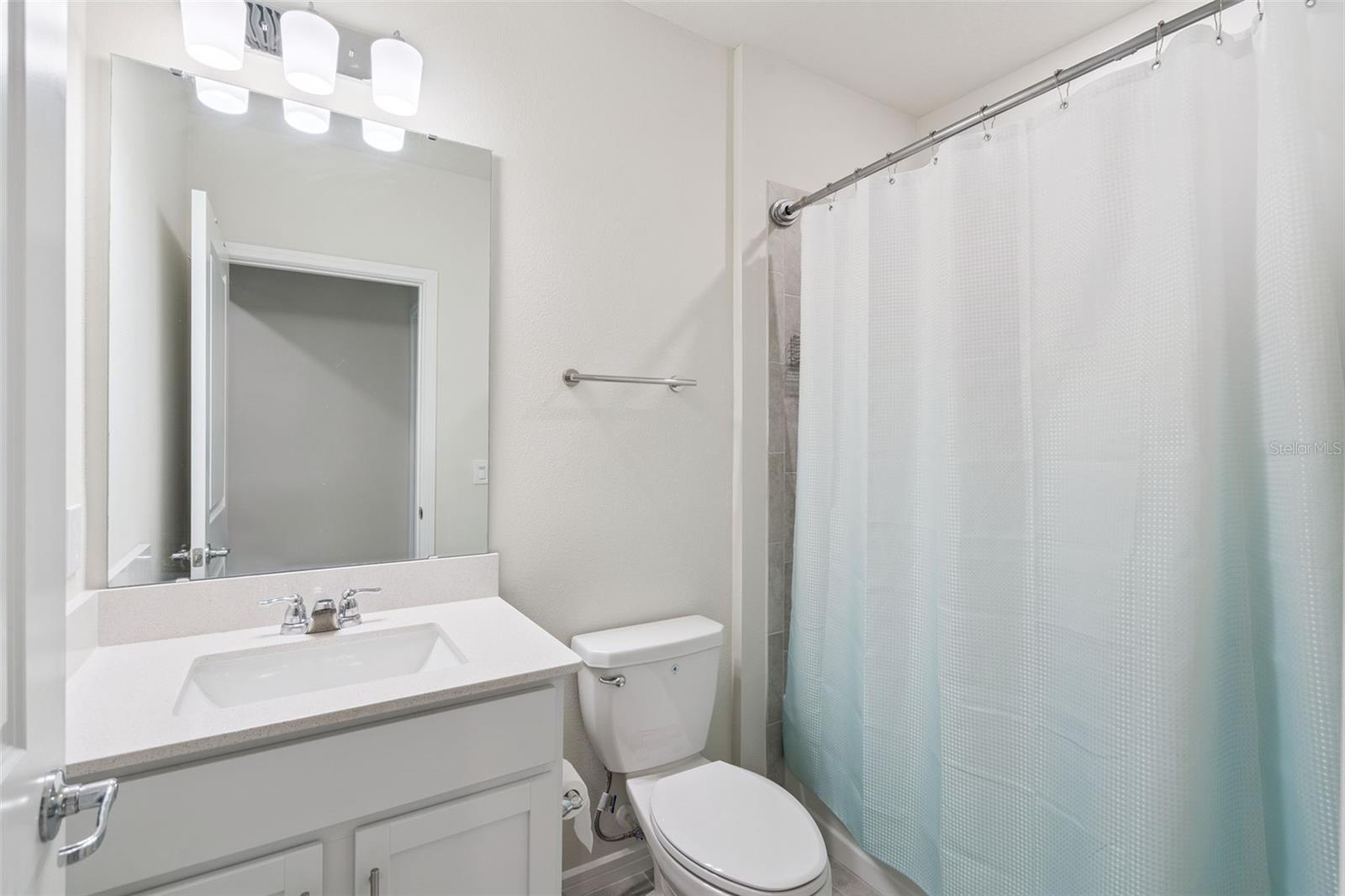 Listing photo id 17 for 1643 Delightful Drive