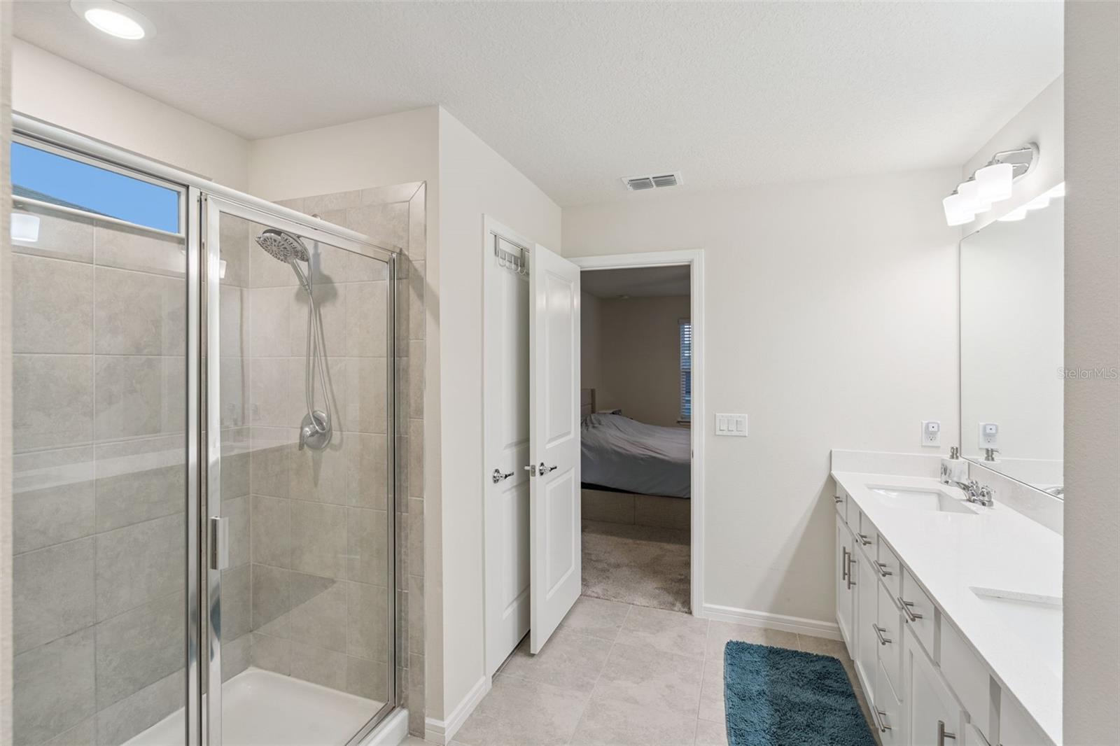 Listing photo id 18 for 1643 Delightful Drive