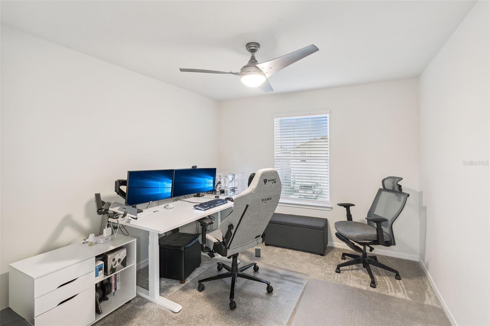 Listing photo id 22 for 1643 Delightful Drive