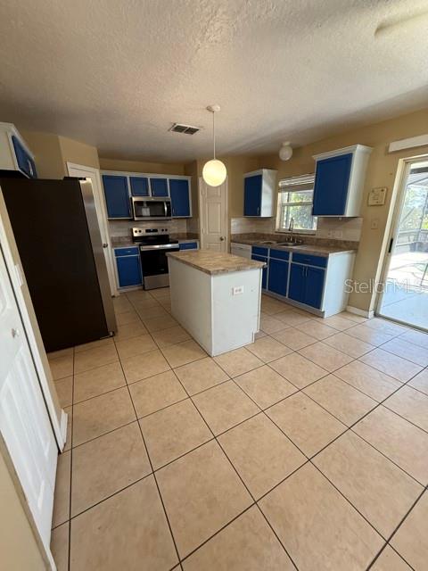 Image 5 of 21 For 15808 Switch Cane Street