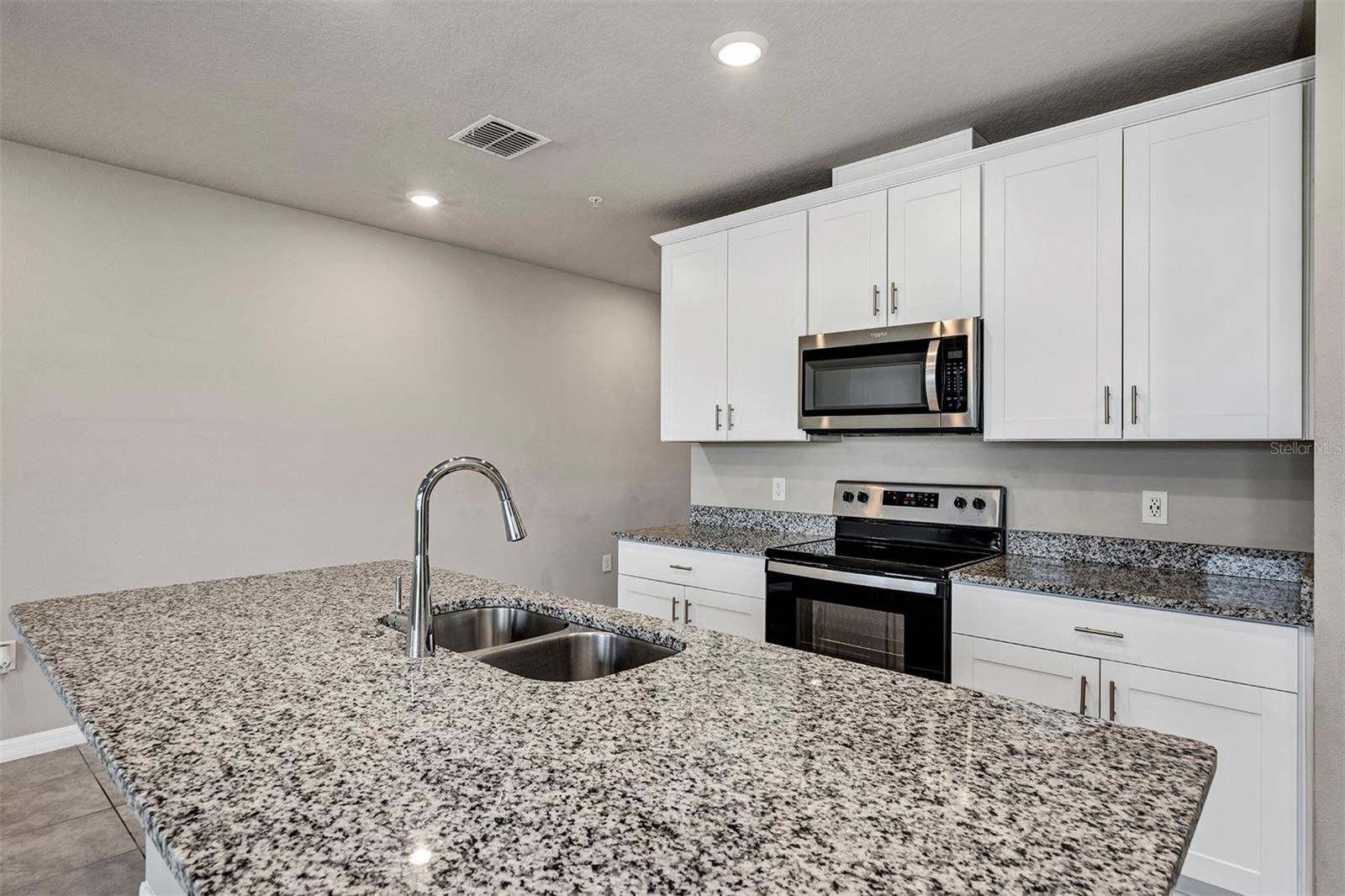 Image 10 of 53 For 1073 Desert Candle Drive