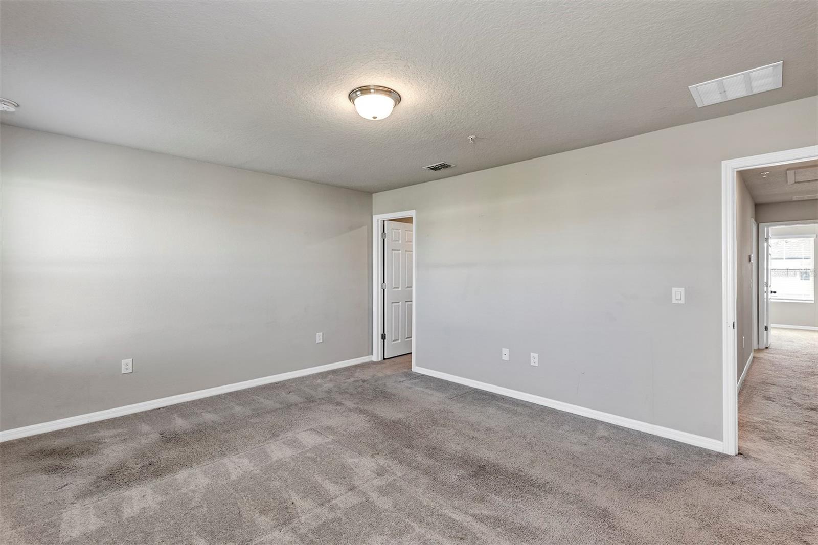 Image 28 of 53 For 1073 Desert Candle Drive