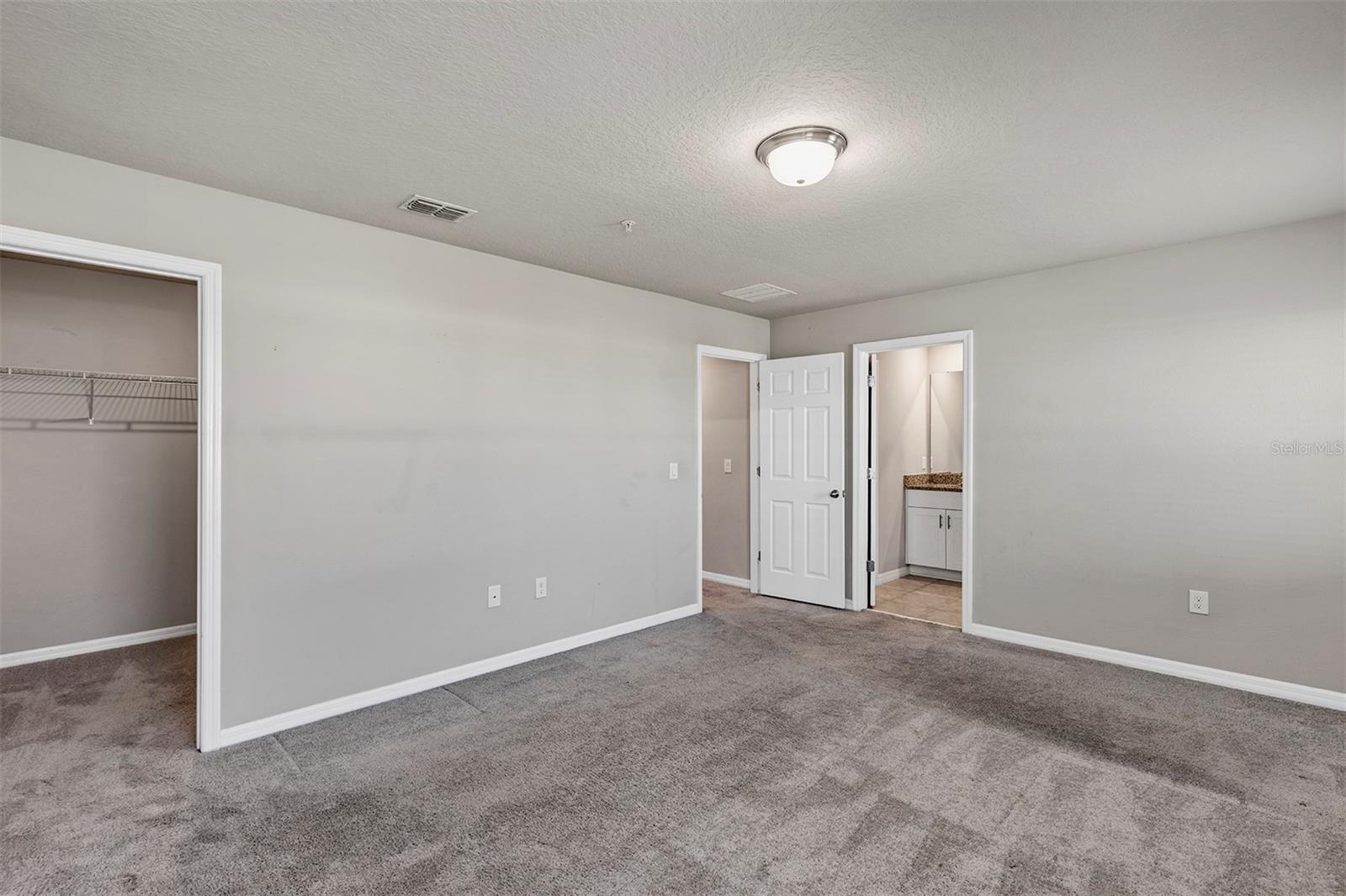 Image 29 of 53 For 1073 Desert Candle Drive