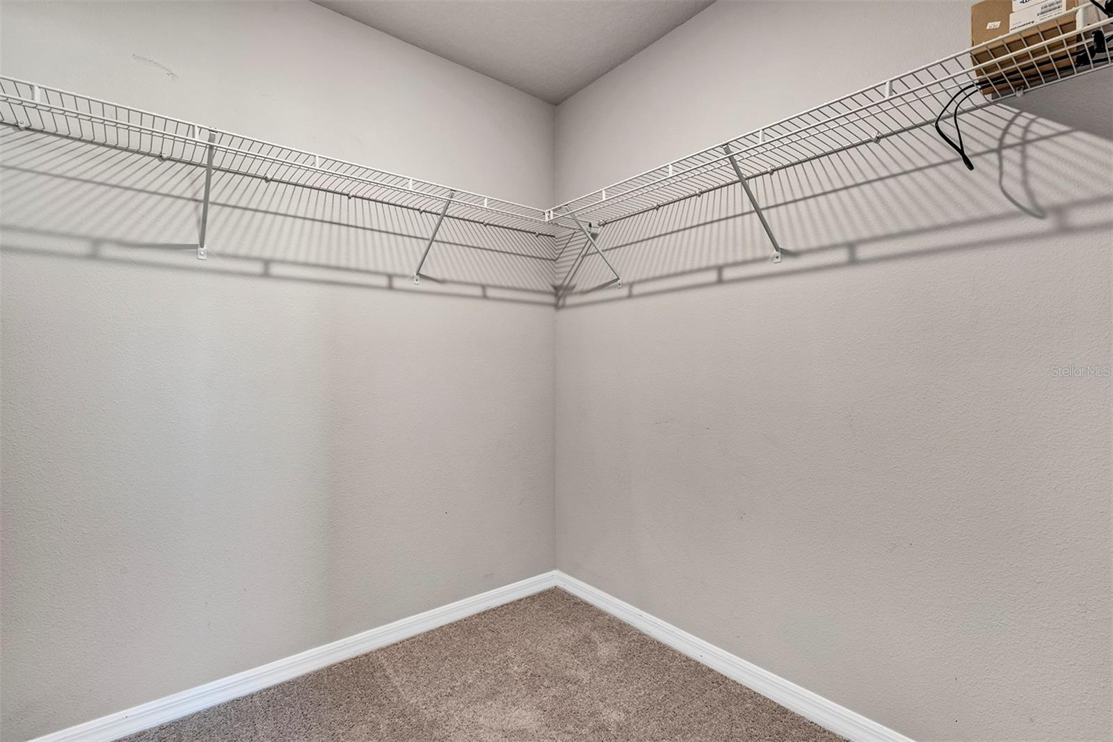 Image 31 of 53 For 1073 Desert Candle Drive