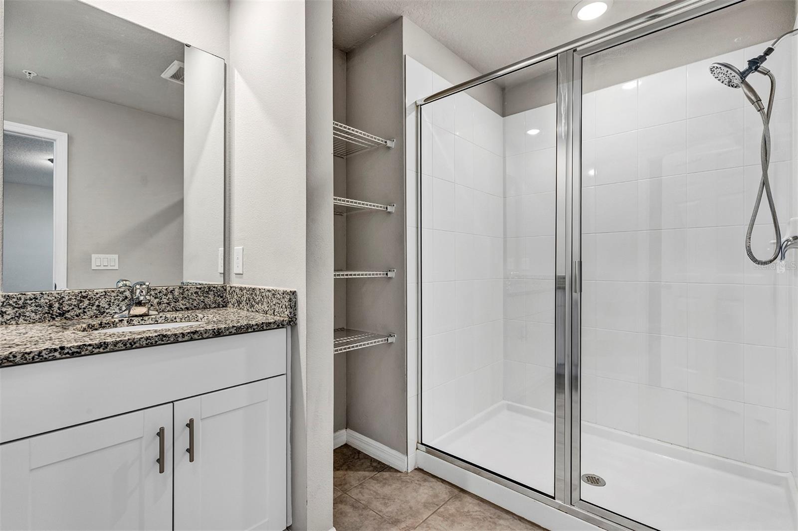 Image 32 of 53 For 1073 Desert Candle Drive