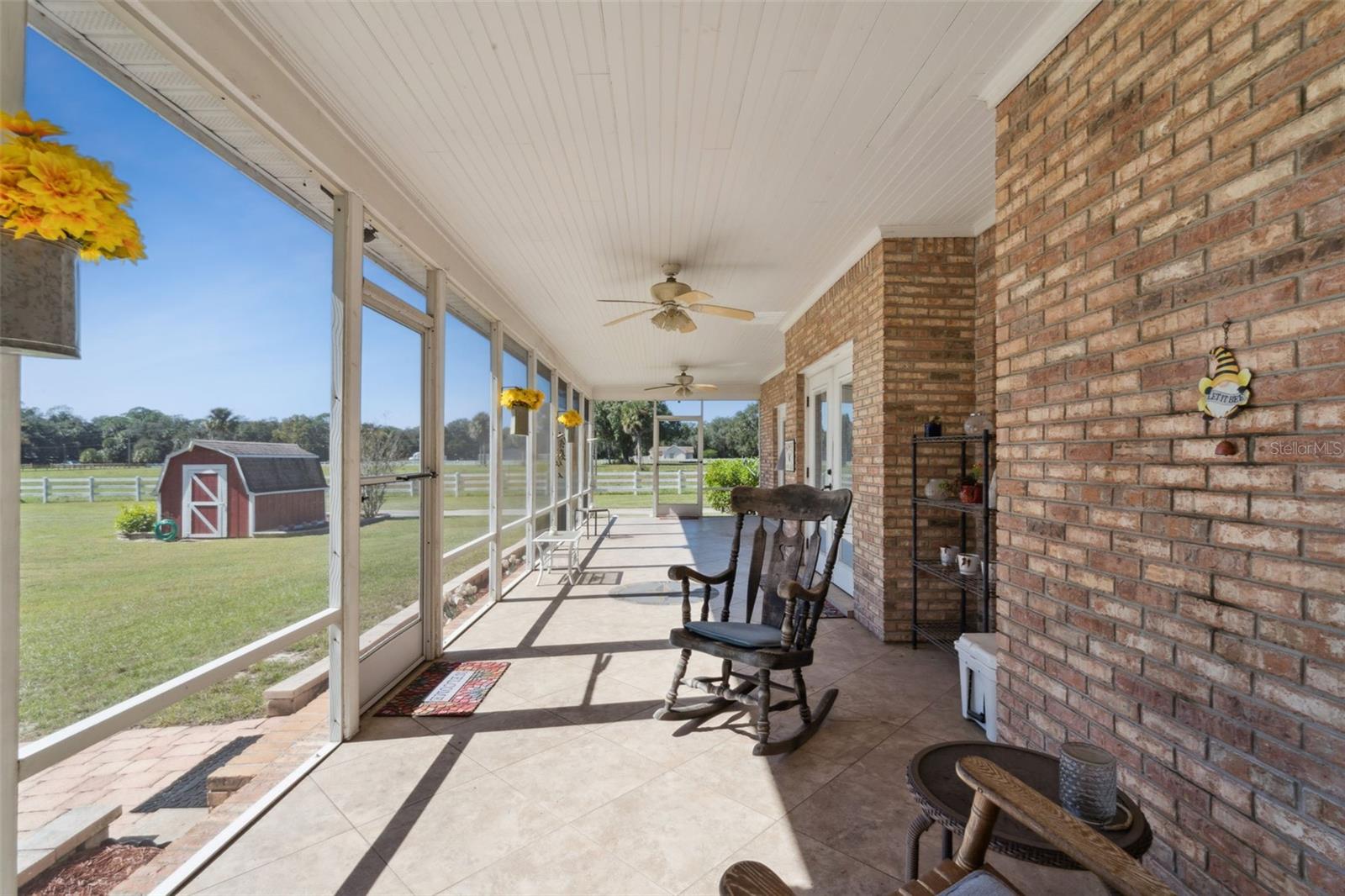 Image 17 of 40 For 2425 Pine Way