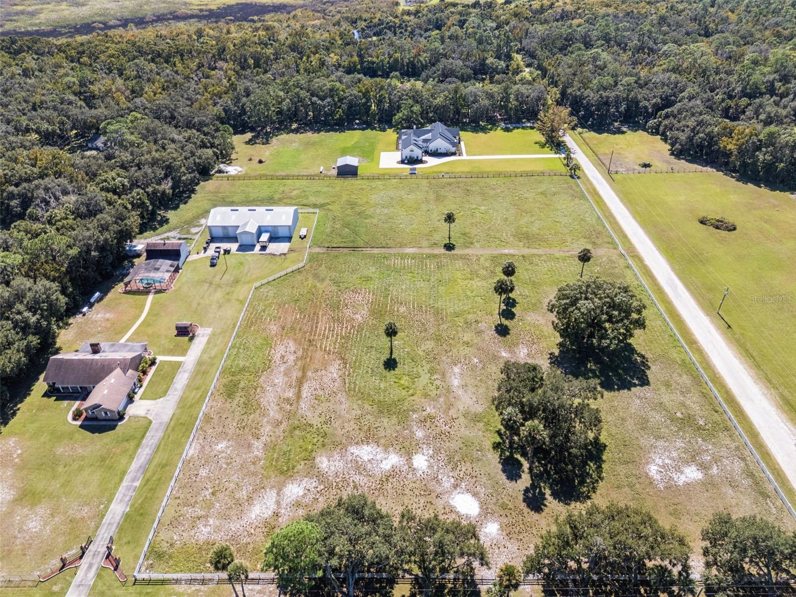 Image 35 of 40 For 2425 Pine Way