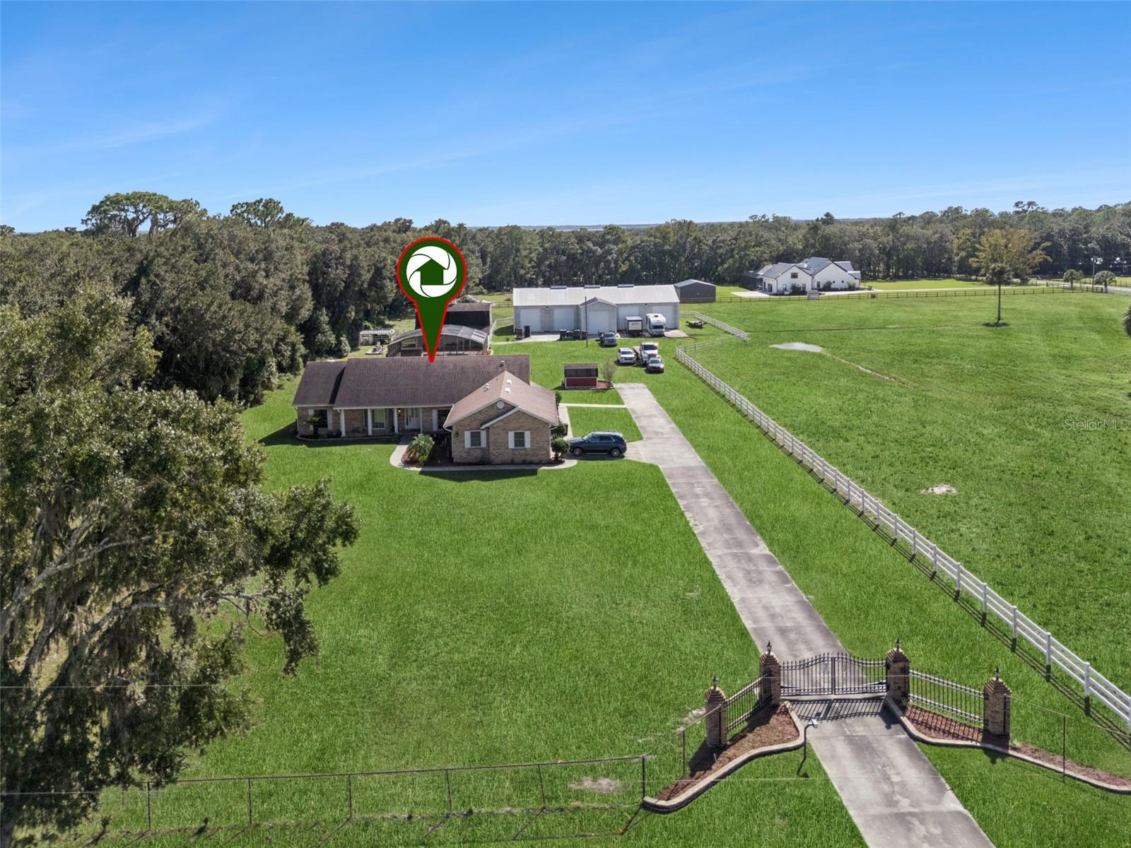 Image 38 of 40 For 2425 Pine Way