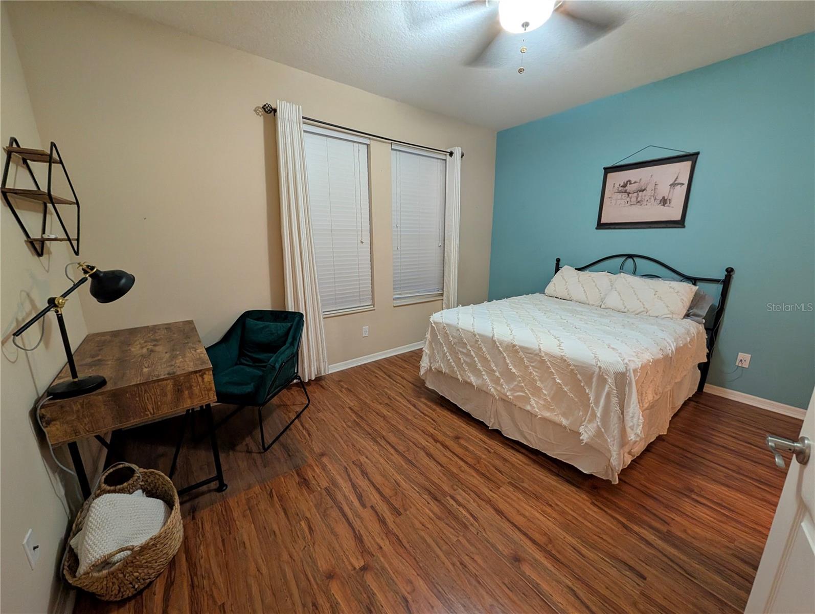 Image 11 of 30 For 9006 Shepton Street