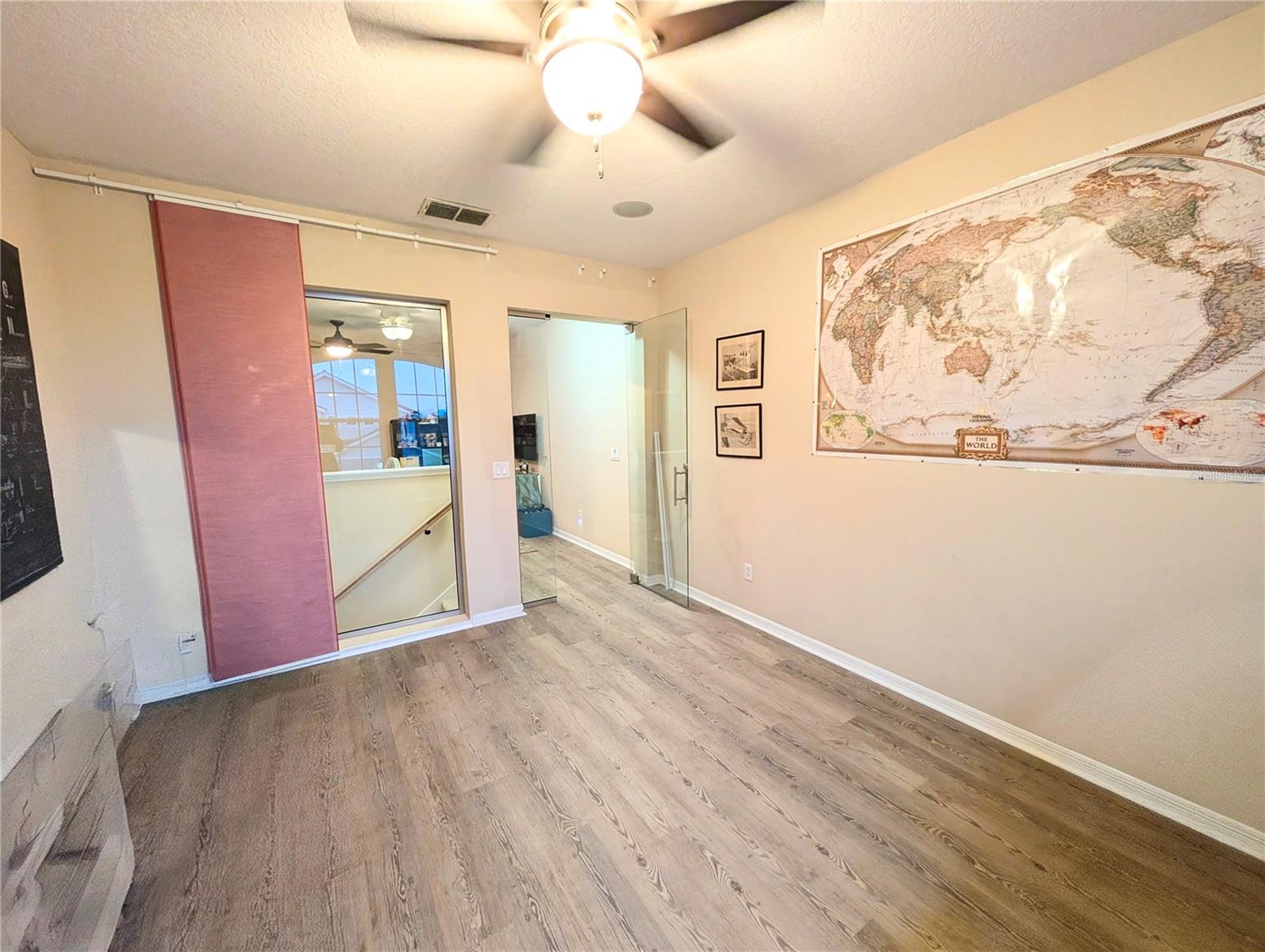 Image 16 of 30 For 9006 Shepton Street