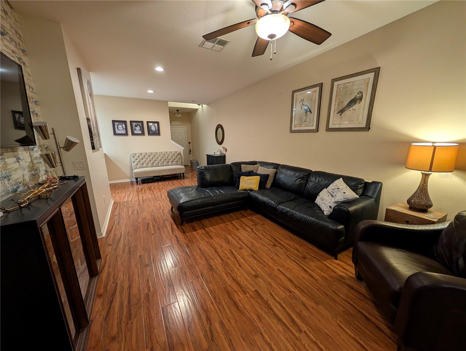 Image 3 of 30 For 9006 Shepton Street