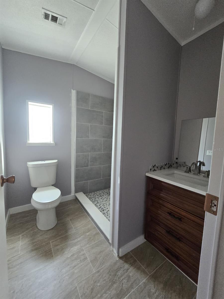 Image 7 of 9 For 617 Lemon Street