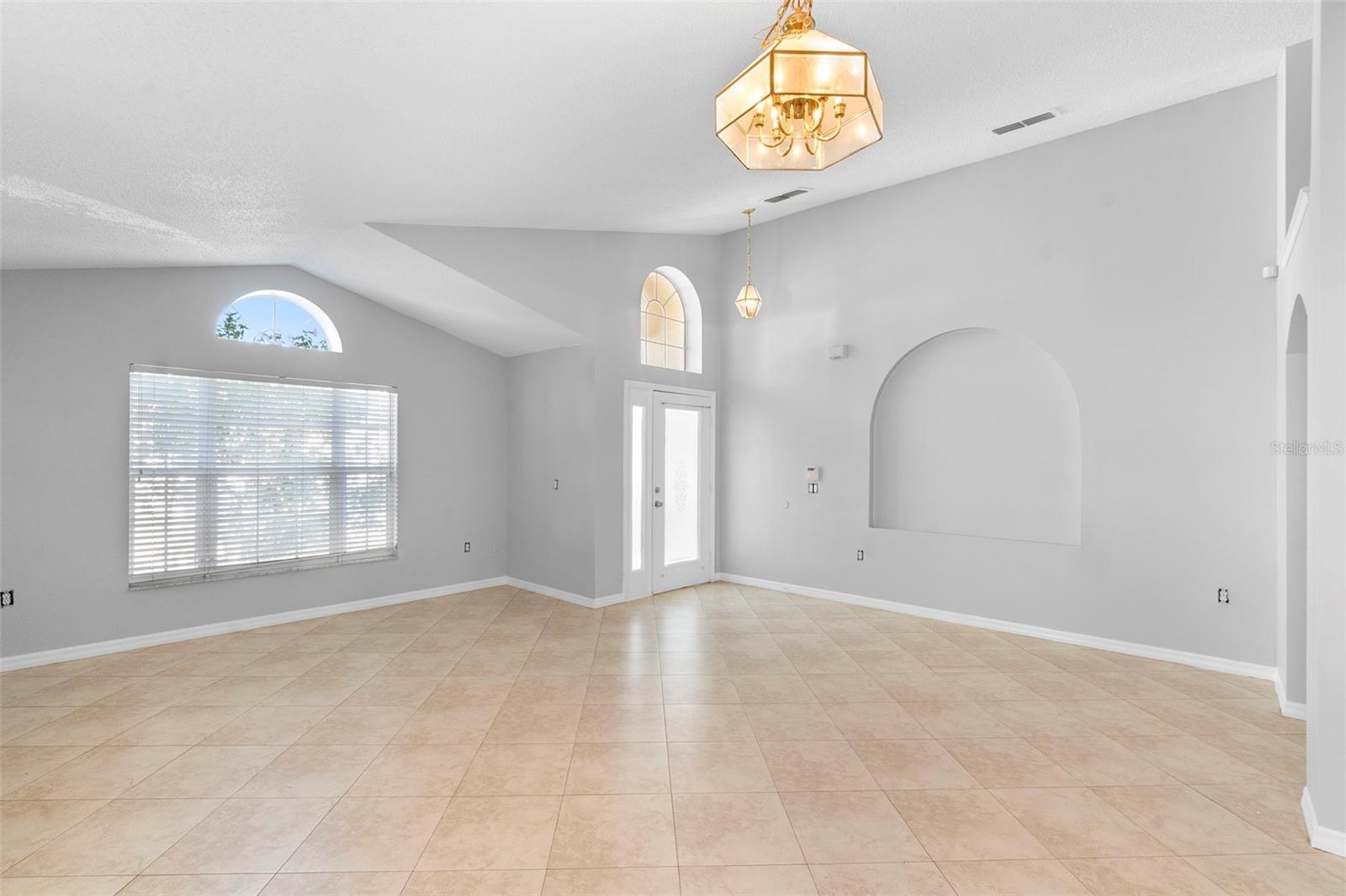 Image 30 of 42 For 559 Saddle Ridge Drive