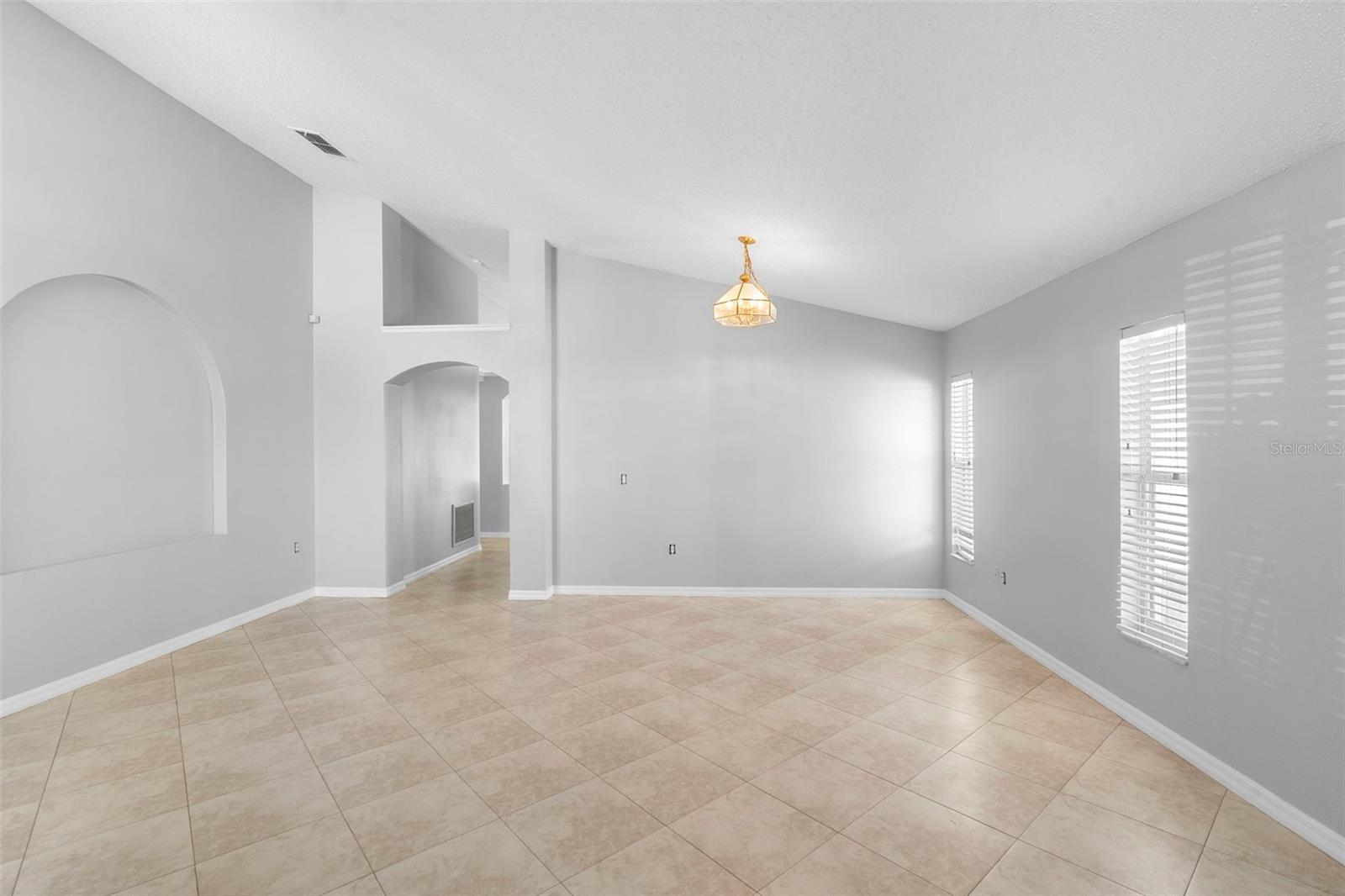 Image 32 of 42 For 559 Saddle Ridge Drive