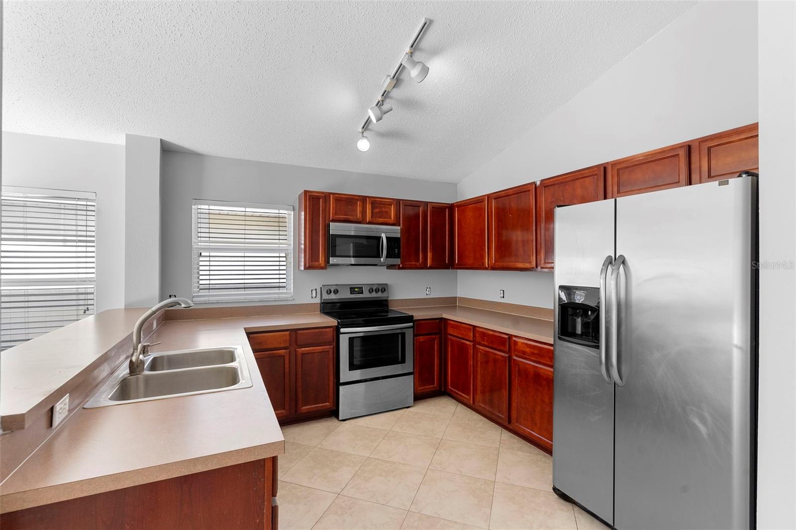 Image 37 of 42 For 559 Saddle Ridge Drive