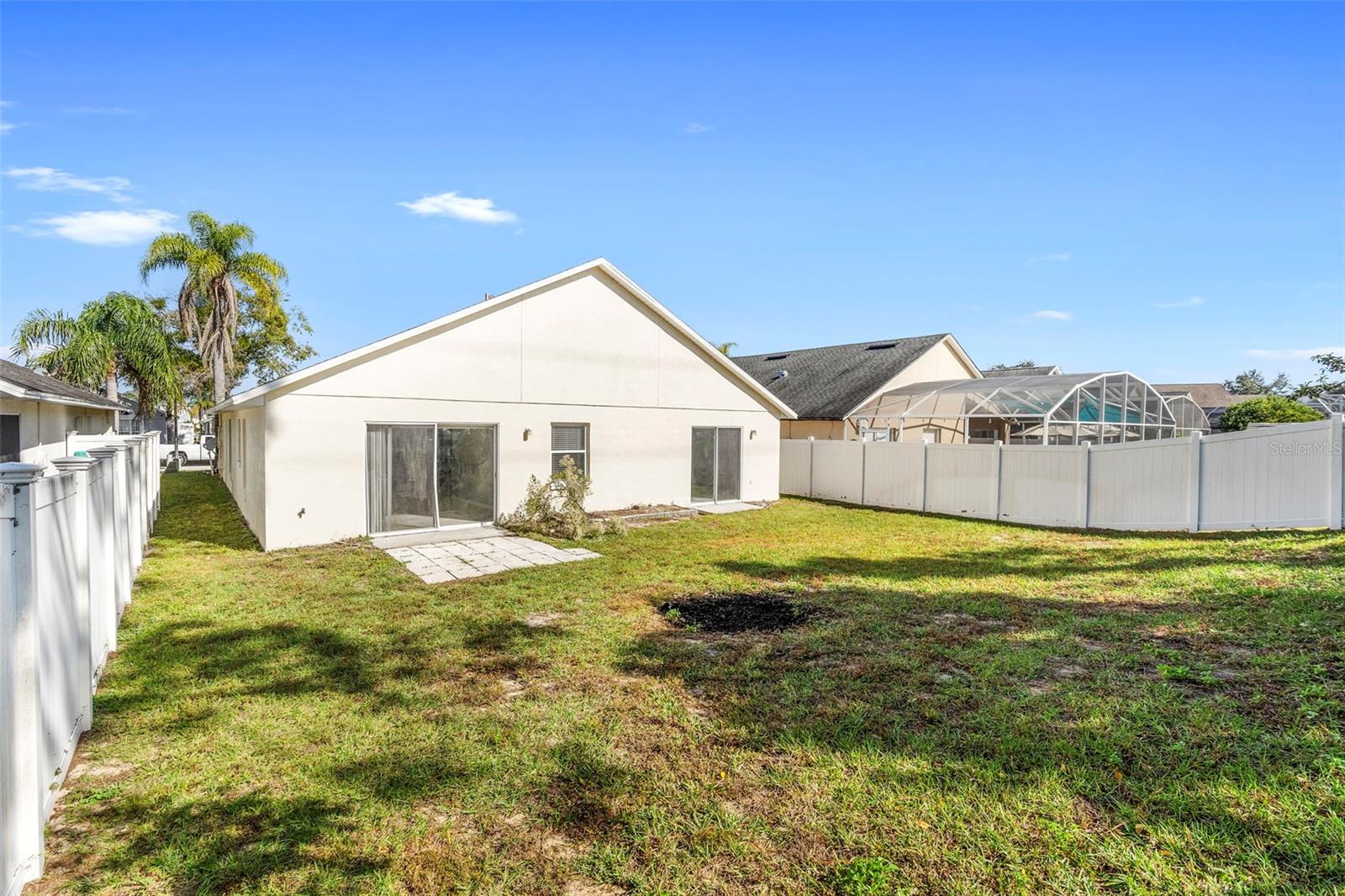 Image 7 of 42 For 559 Saddle Ridge Drive