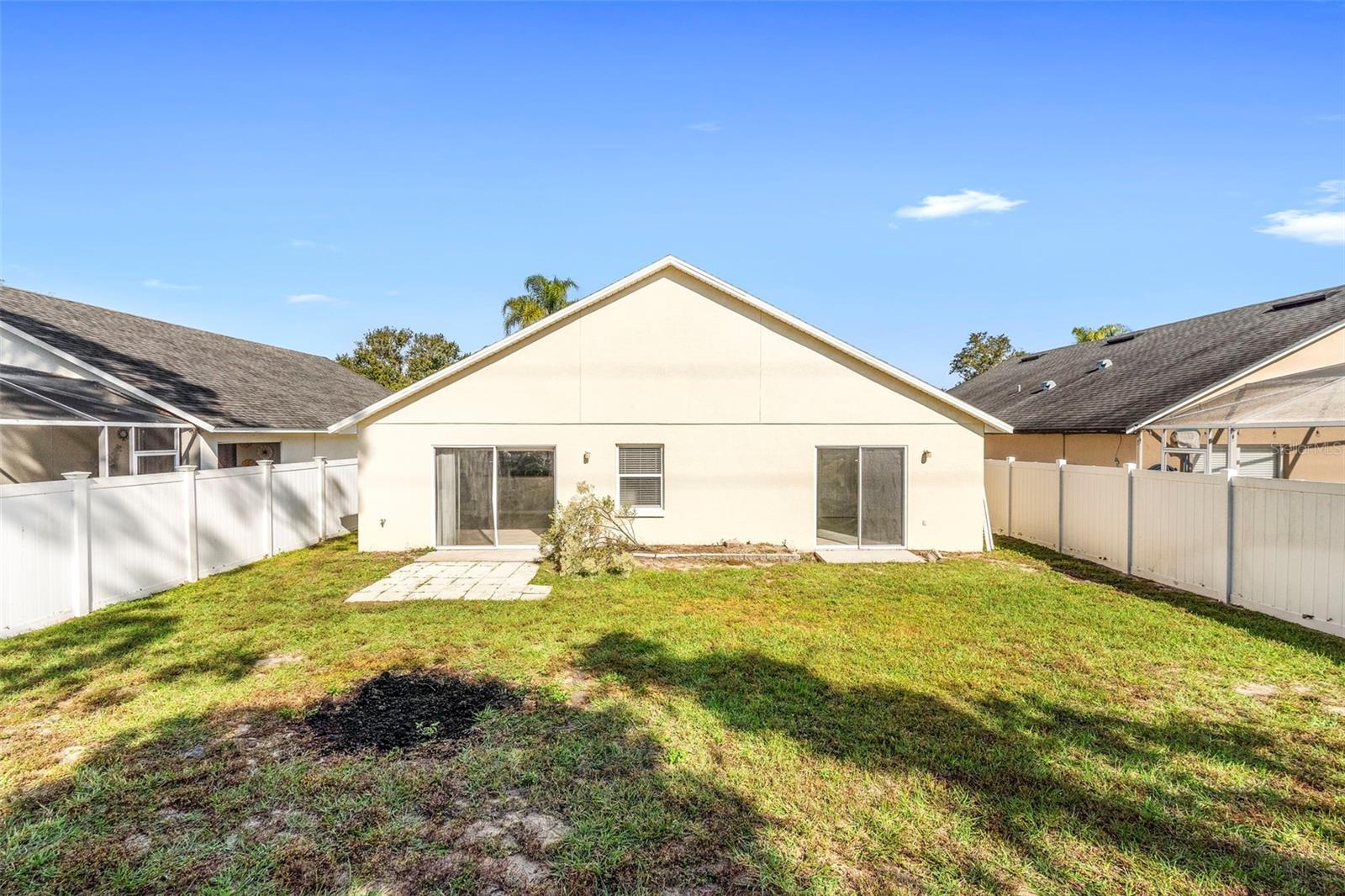 Image 8 of 42 For 559 Saddle Ridge Drive