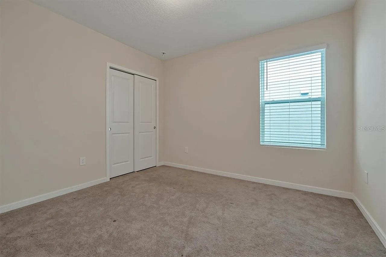 Image 8 of 31 For 929 Rivers Crossing Street