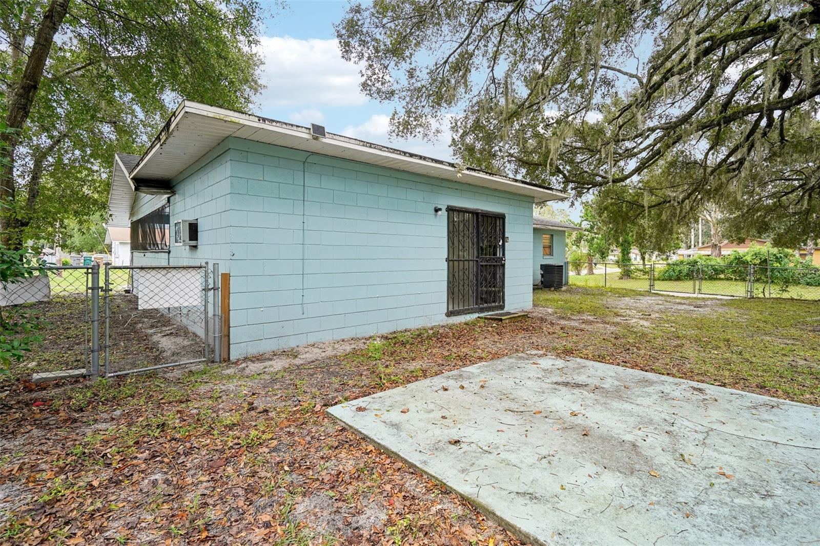 Image 16 of 17 For 1602 20th Court