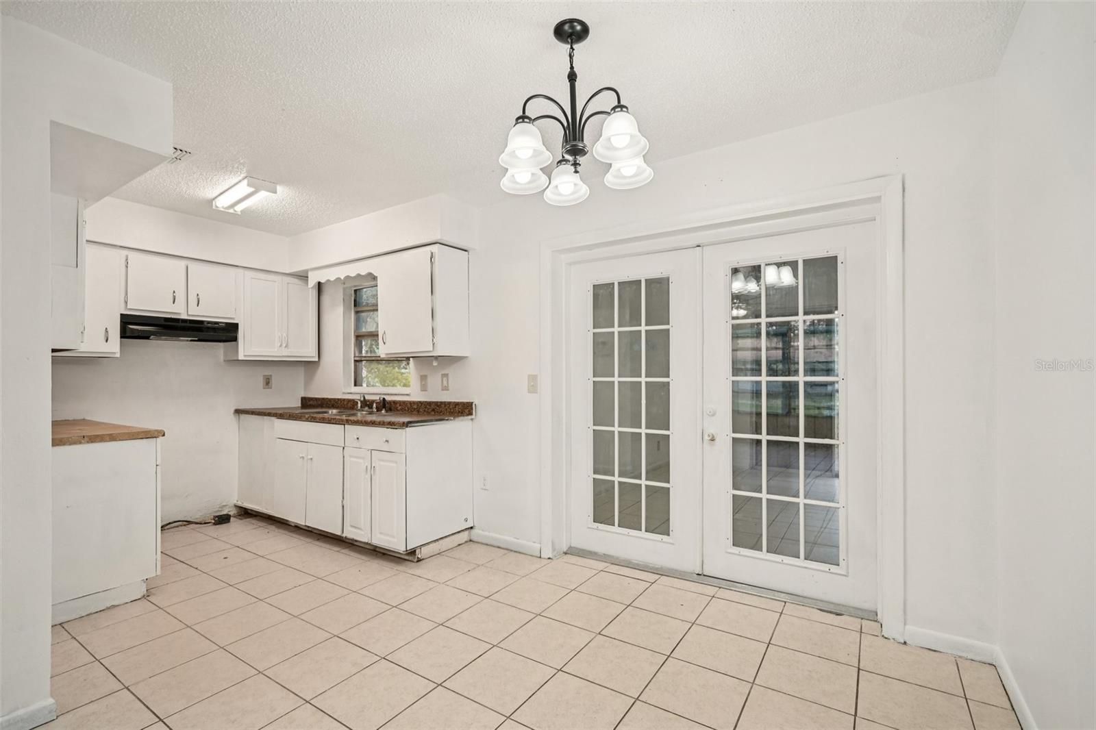 Image 5 of 17 For 1602 20th Court