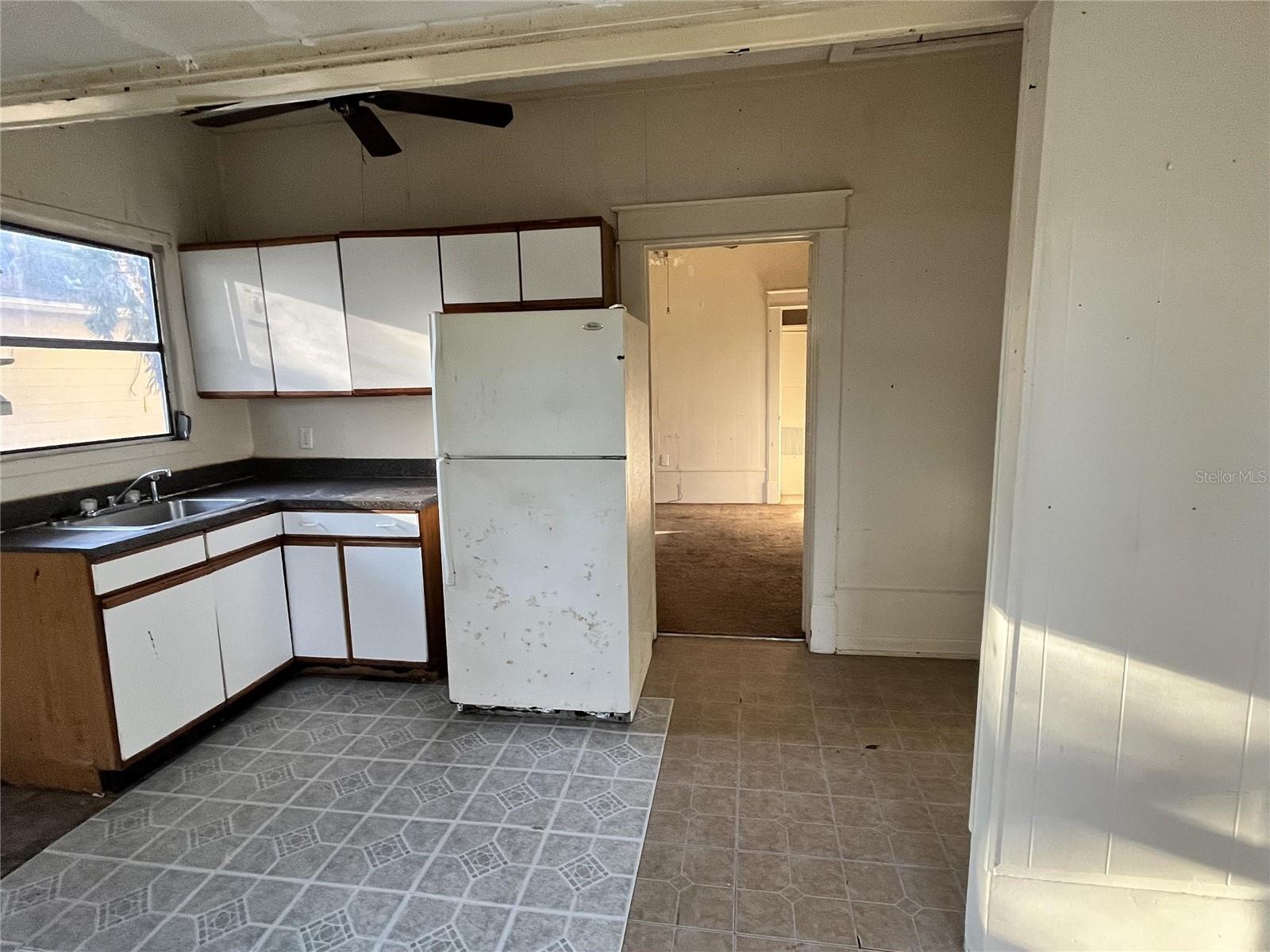 Image 4 of 10 For 1223 Parker Street #2