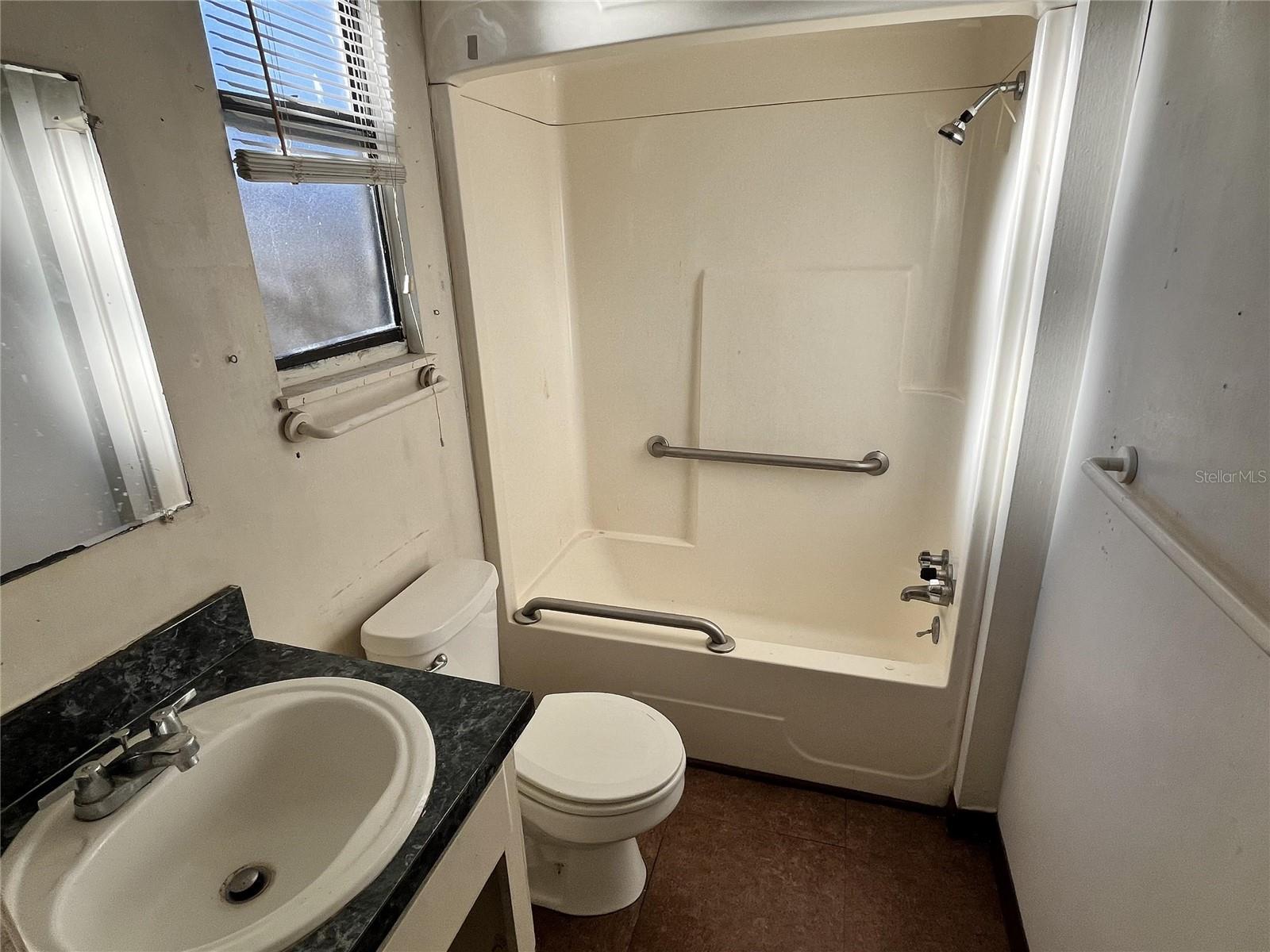 Image 7 of 10 For 1223 Parker Street #2