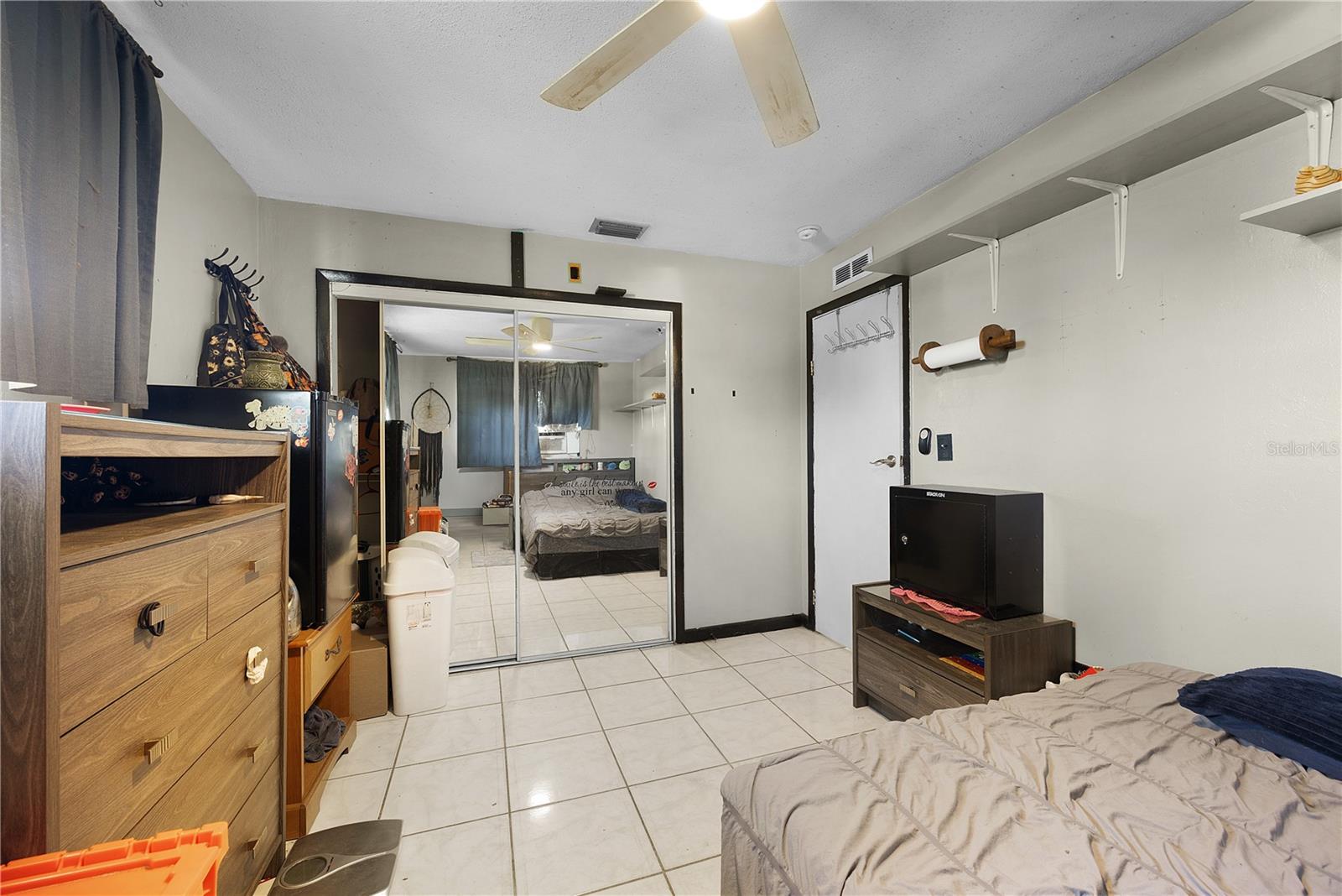 Image 11 of 36 For 1417 Irondale Street E