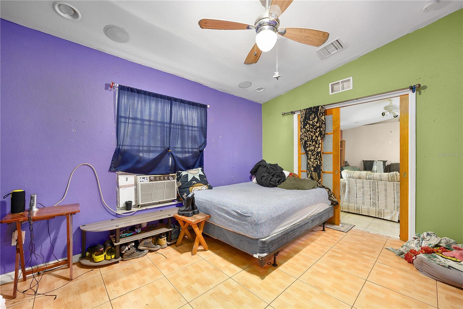 Image 15 of 36 For 1417 Irondale Street E