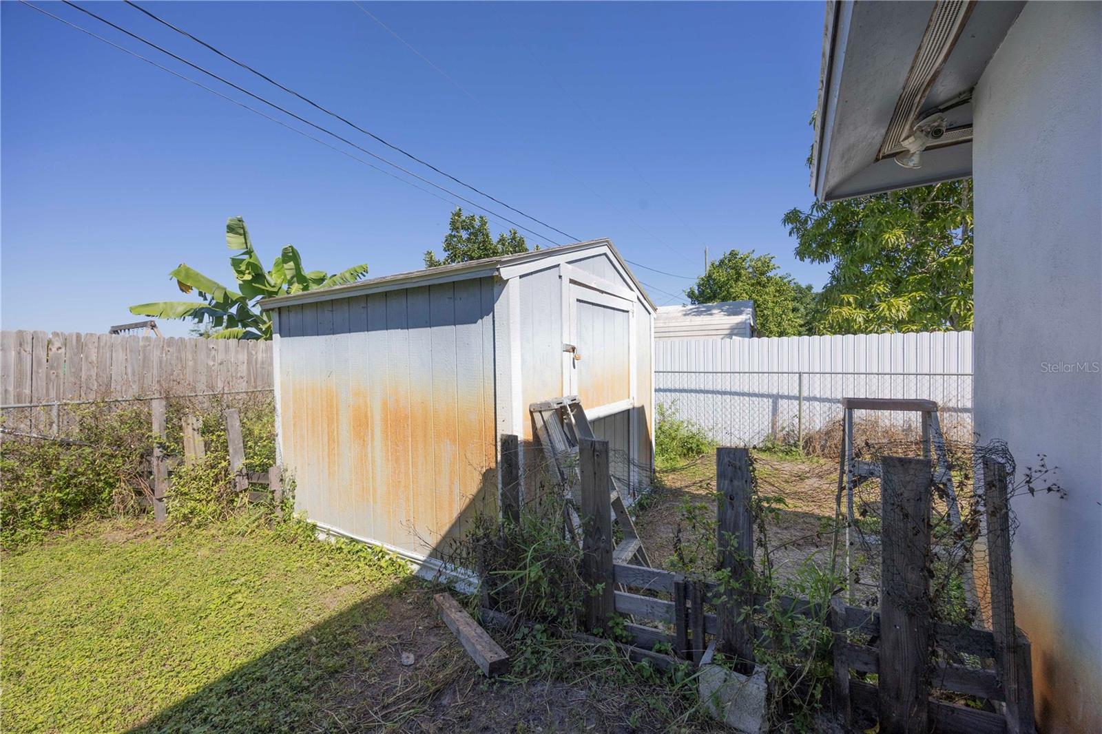 Image 27 of 36 For 1417 Irondale Street E