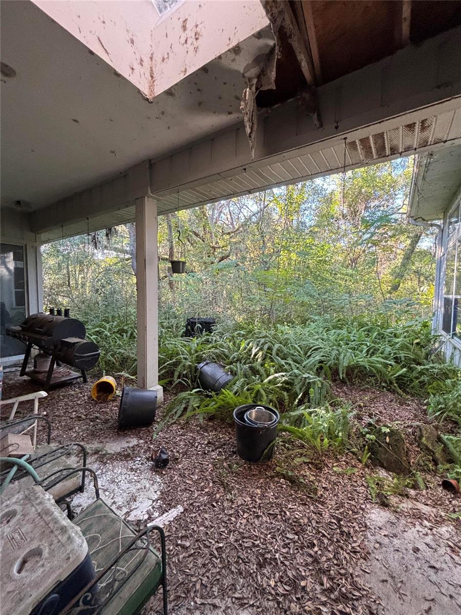 Image 10 of 17 For 22316 15th Avenue