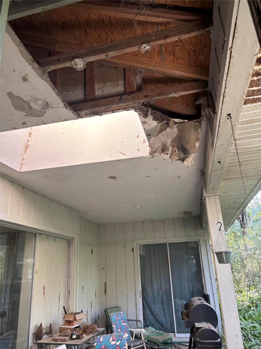 Image 11 of 17 For 22316 15th Avenue