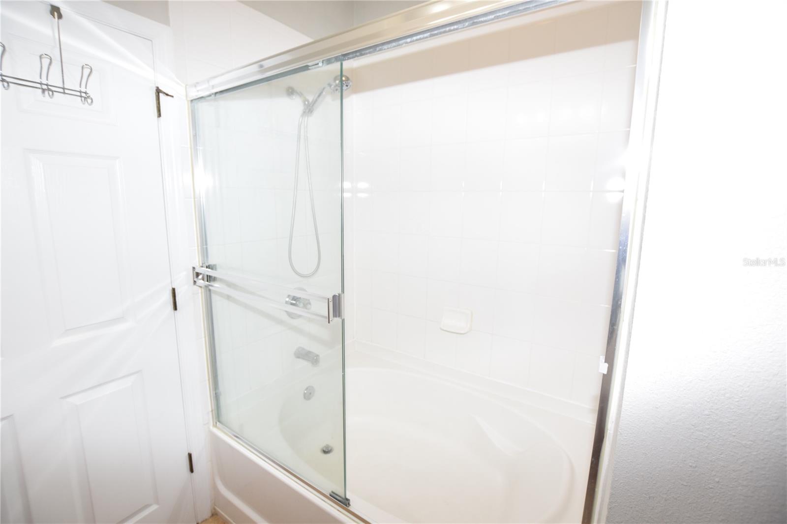 Image 24 of 36 For 8168 Boat Hook Loop 725