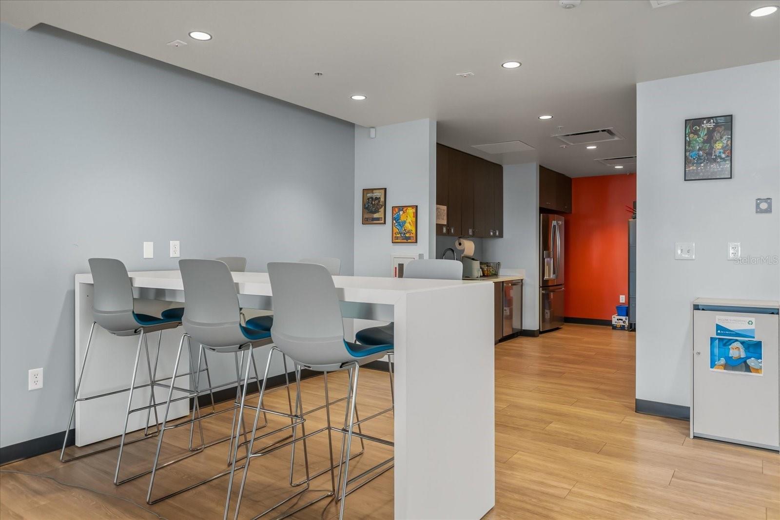 Image 10 of 45 For 189 Orange Avenue 1900-1970