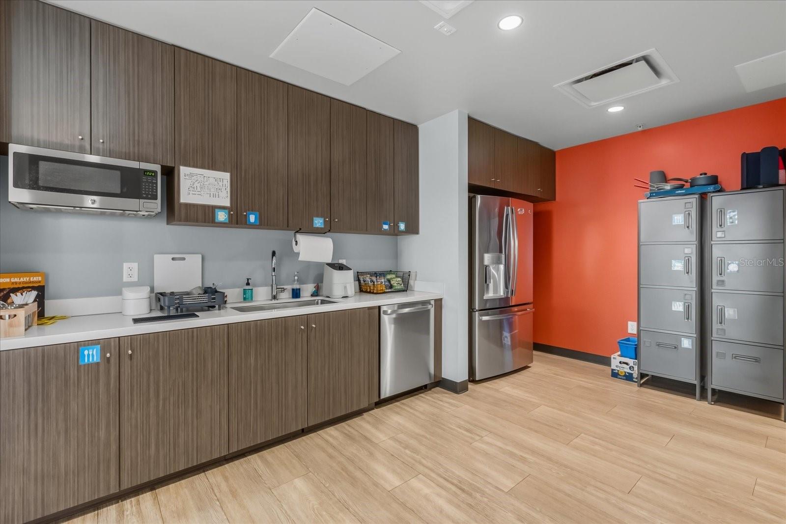 Image 11 of 45 For 189 Orange Avenue 1900-1970