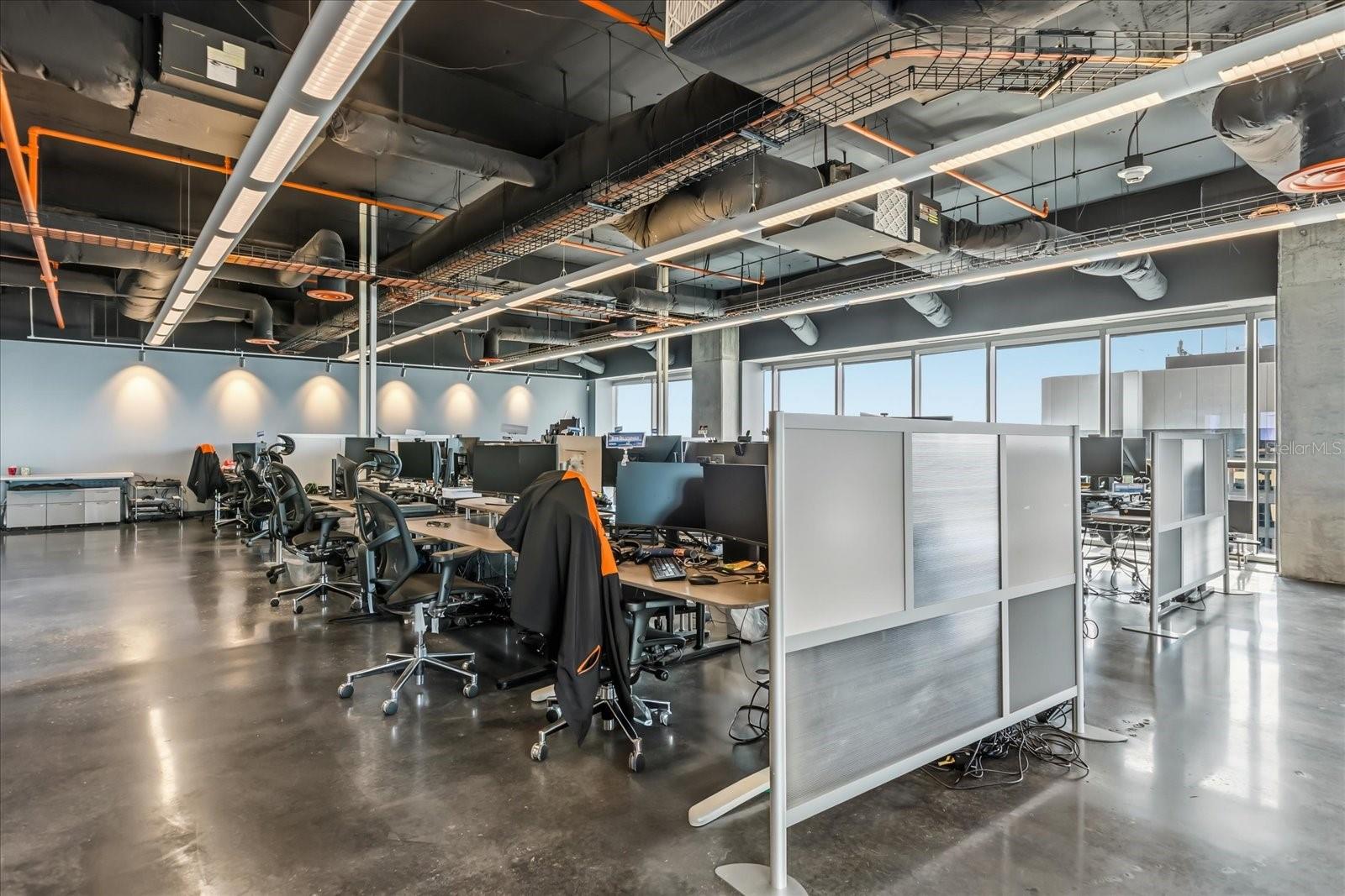 Image 23 of 45 For 189 Orange Avenue 1900-1970