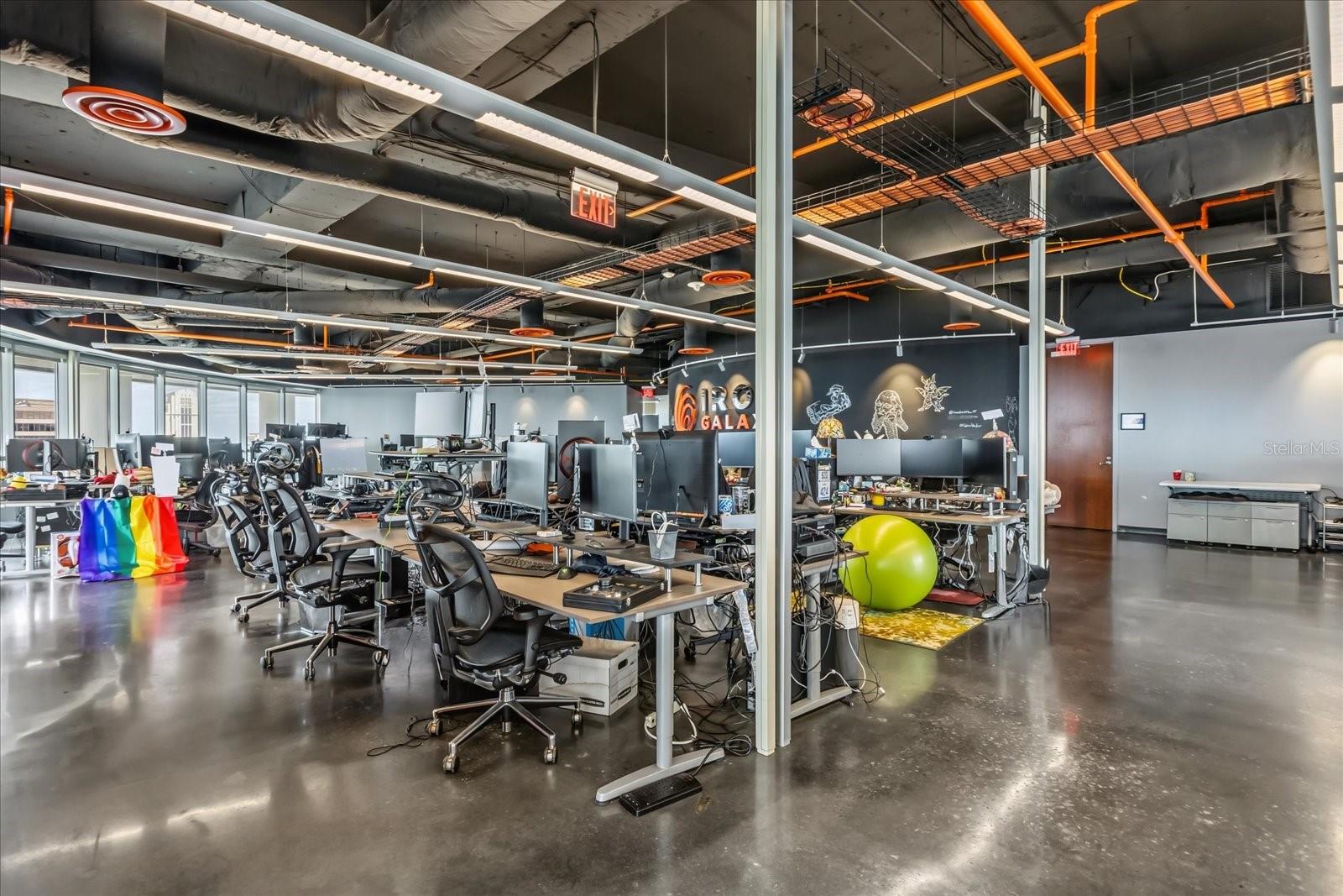 Image 24 of 45 For 189 Orange Avenue 1900-1970