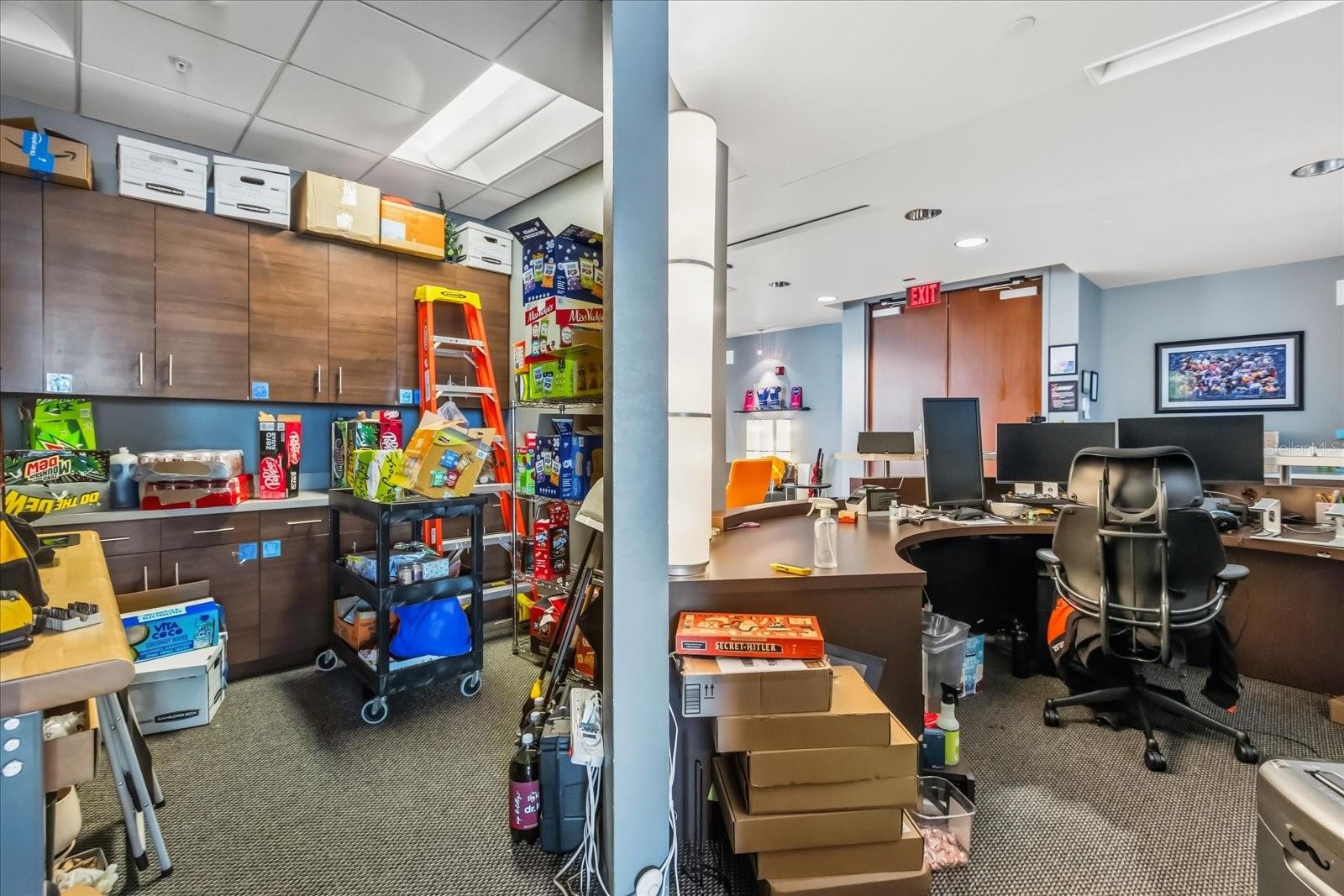 Image 30 of 45 For 189 Orange Avenue 1900-1970