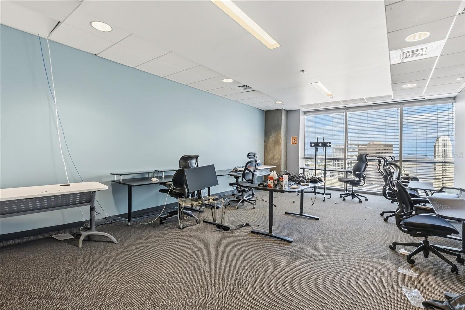 Image 40 of 45 For 189 Orange Avenue 1900-1970