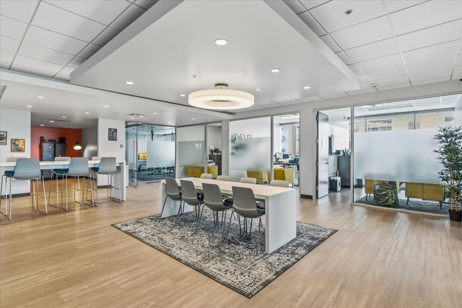 Image 8 of 45 For 189 Orange Avenue 1900-1970