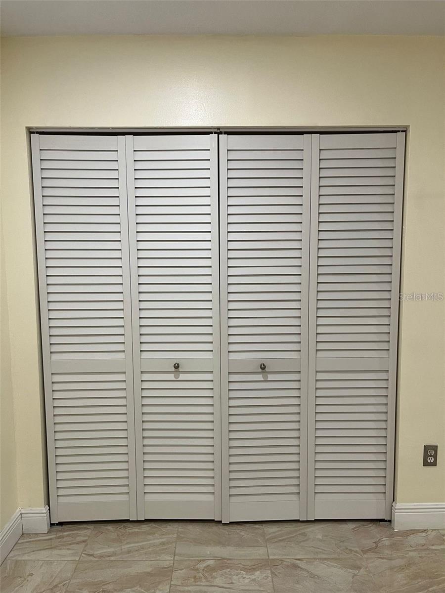 Image 8 of 11 For 1400 85th Terrace