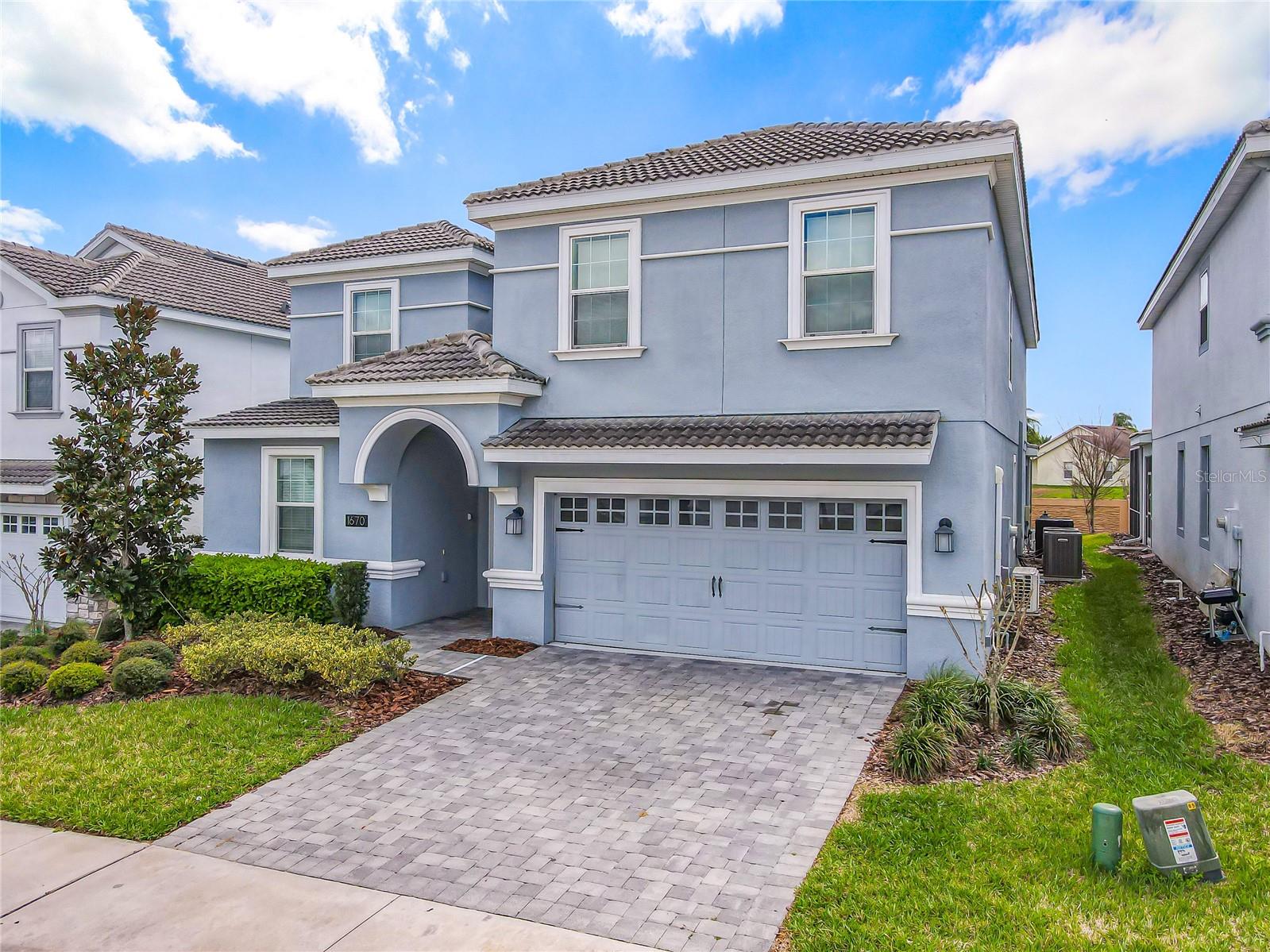 Image 3 of 100 For 1670 Moon Valley Drive