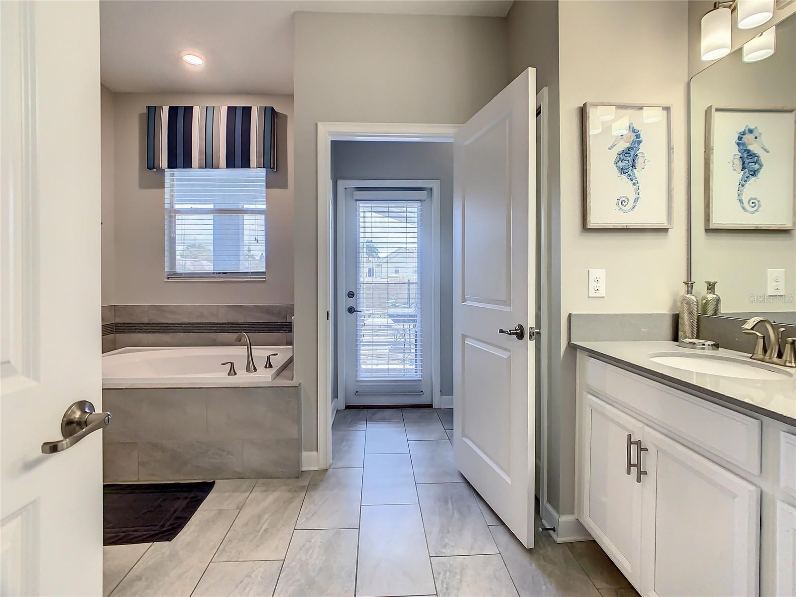 Image 73 of 100 For 1670 Moon Valley Drive