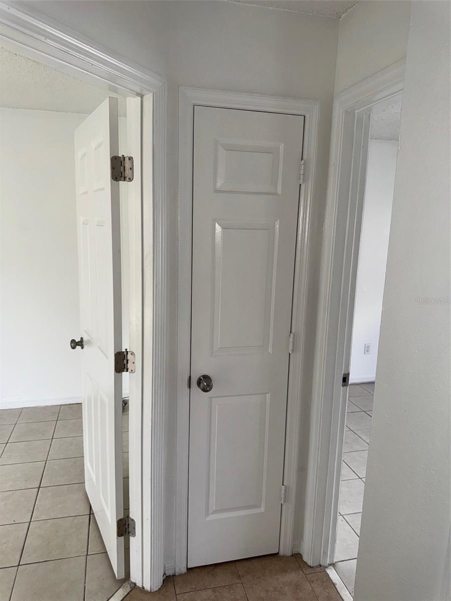 Image 11 of 27 For 347 San Rafael Street