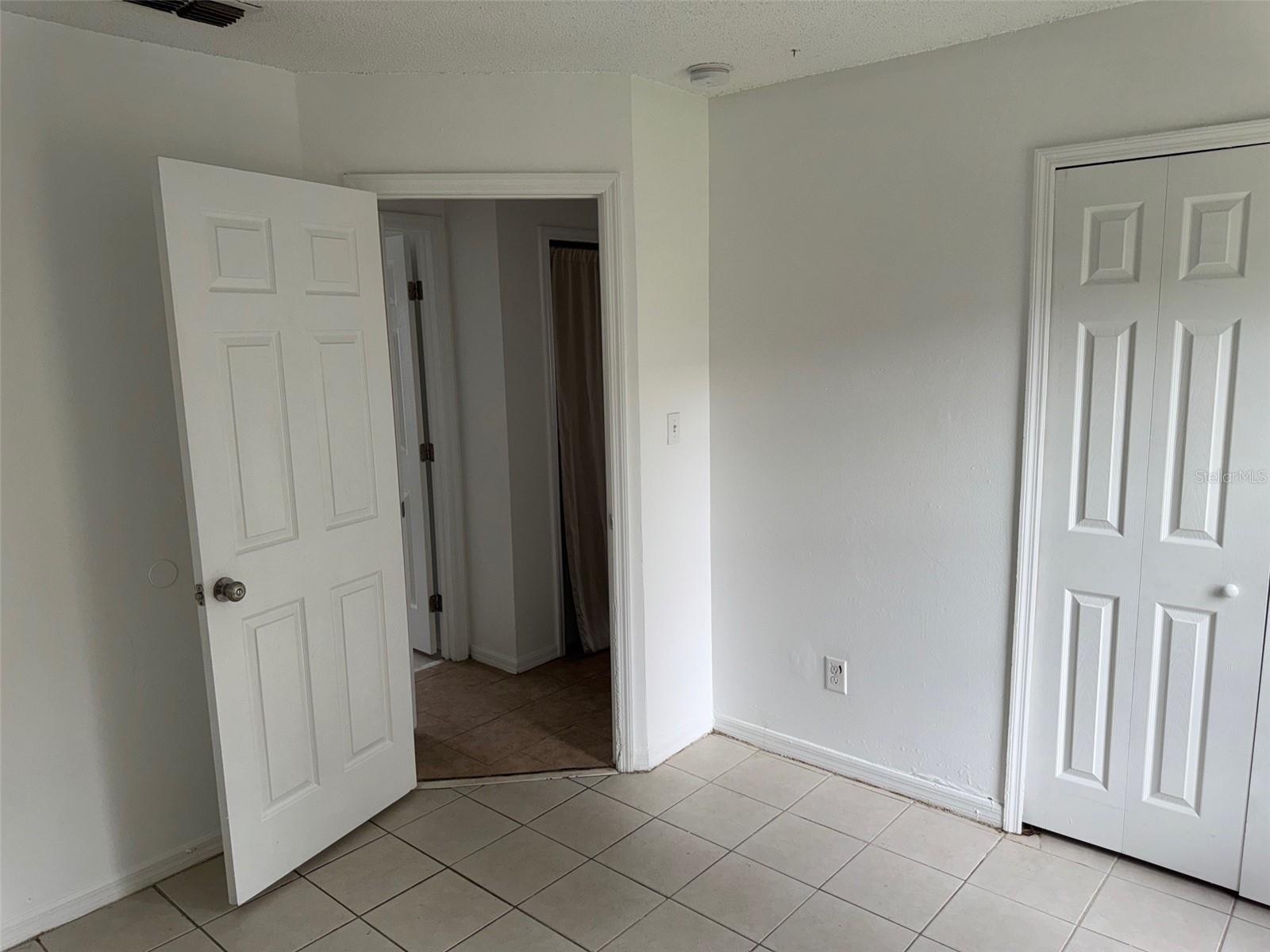 Image 12 of 27 For 347 San Rafael Street