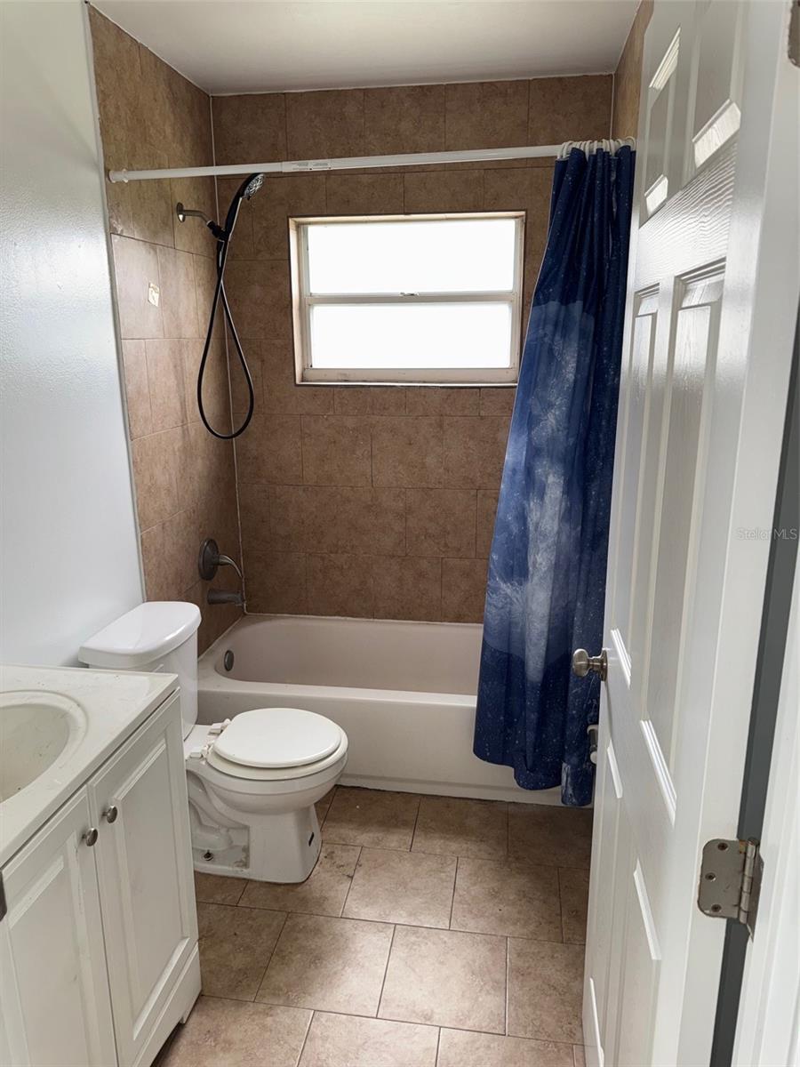 Image 14 of 27 For 347 San Rafael Street